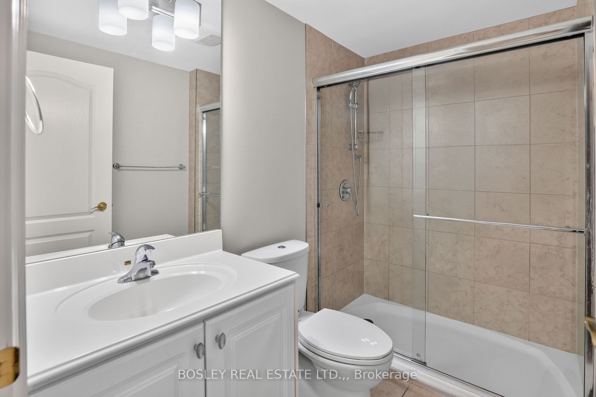 215 Ricardo Street 209 Property Photo 34