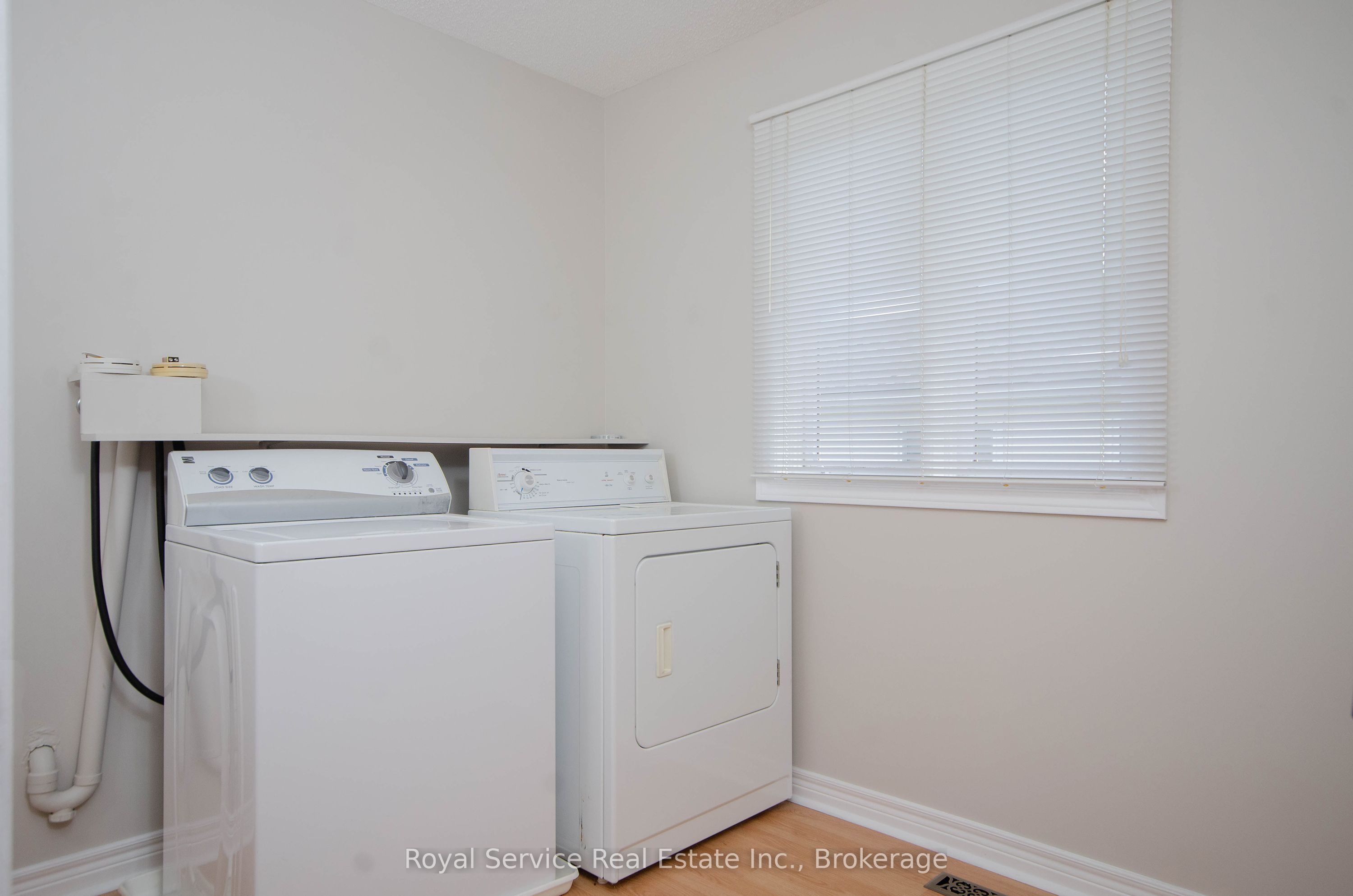 747 Greer Crescent Property Photo 17