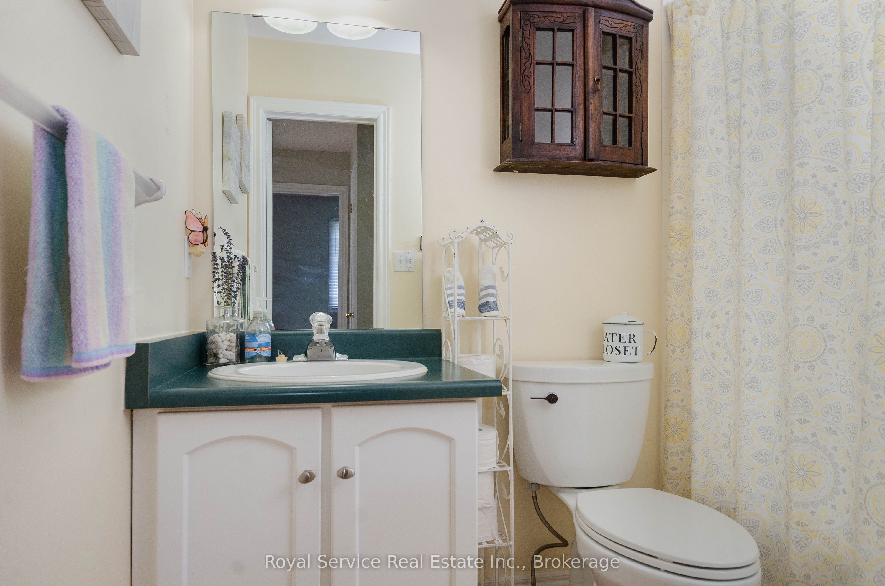 747 Greer Crescent Property Photo 18