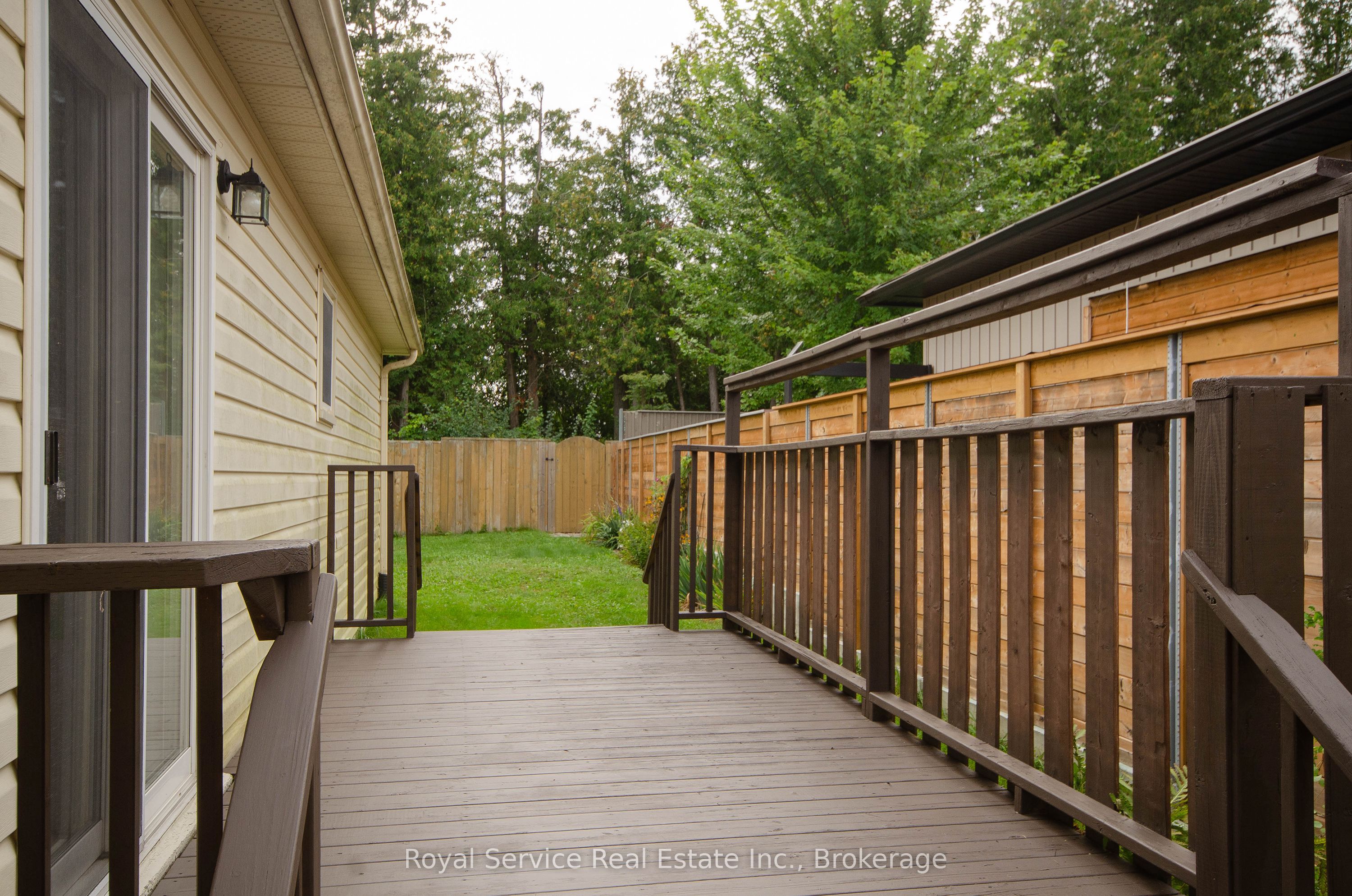747 Greer Crescent Property Photo 20