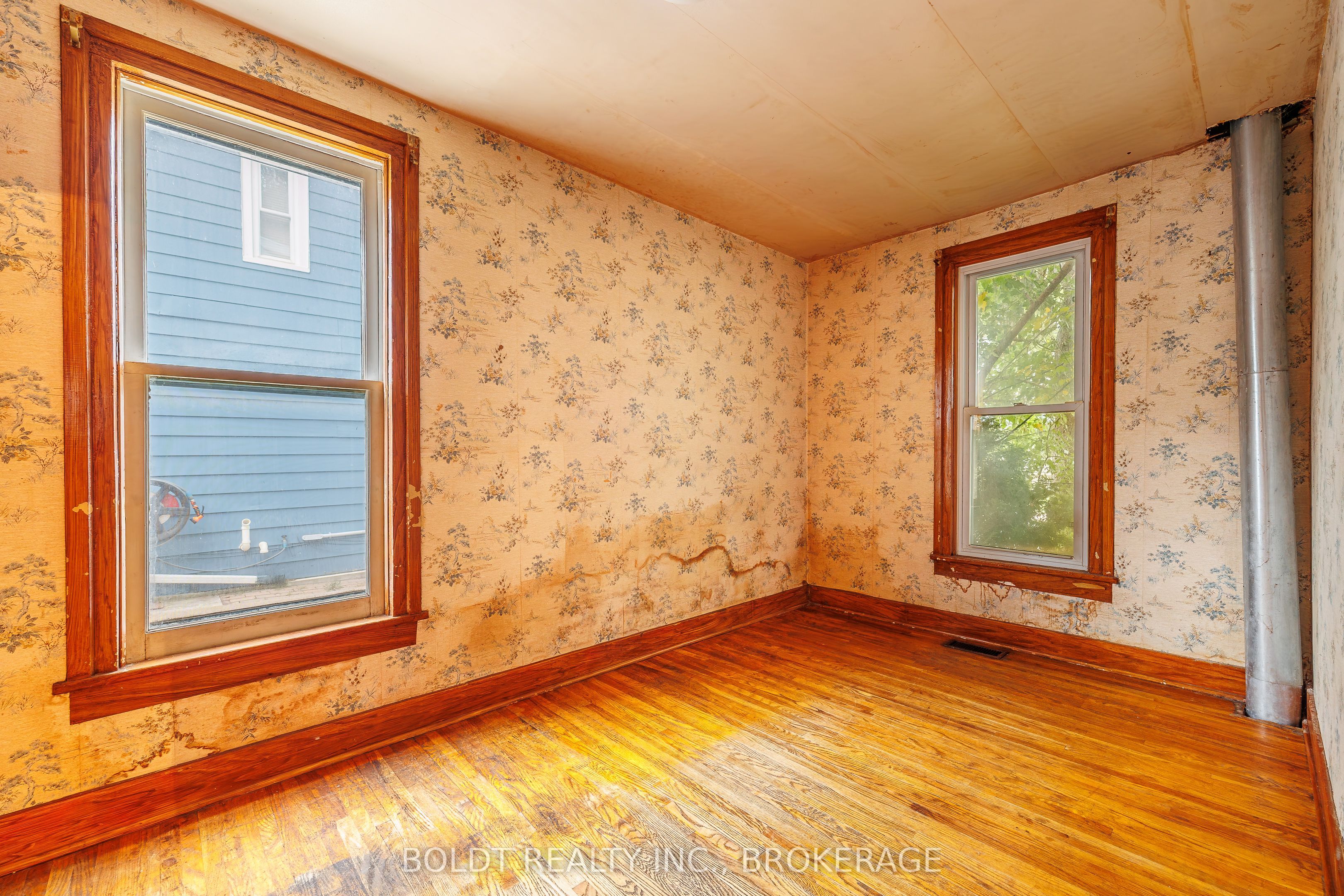 35 Regent Street Property Photo 9