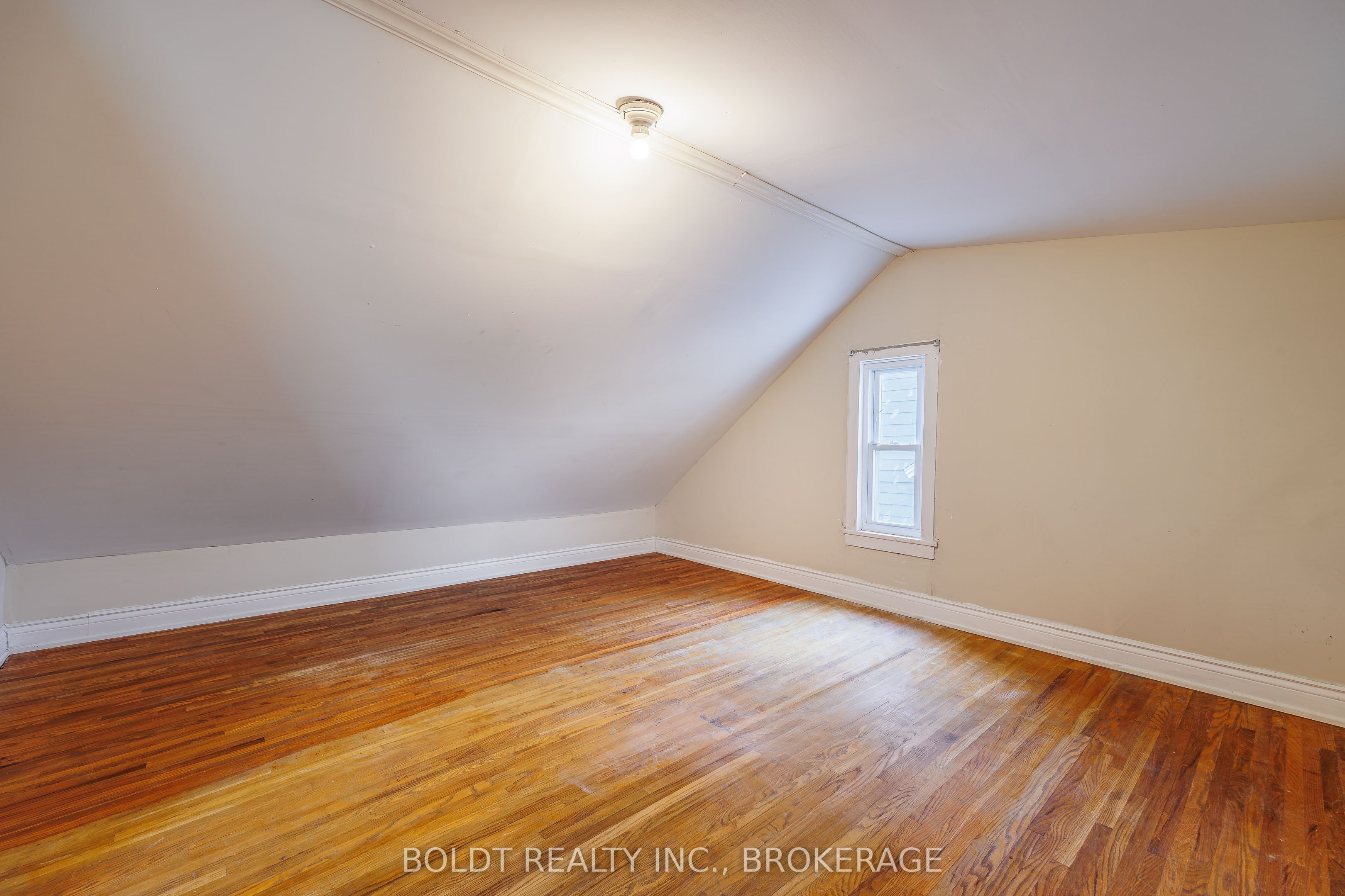 35 Regent Street Property Photo 16