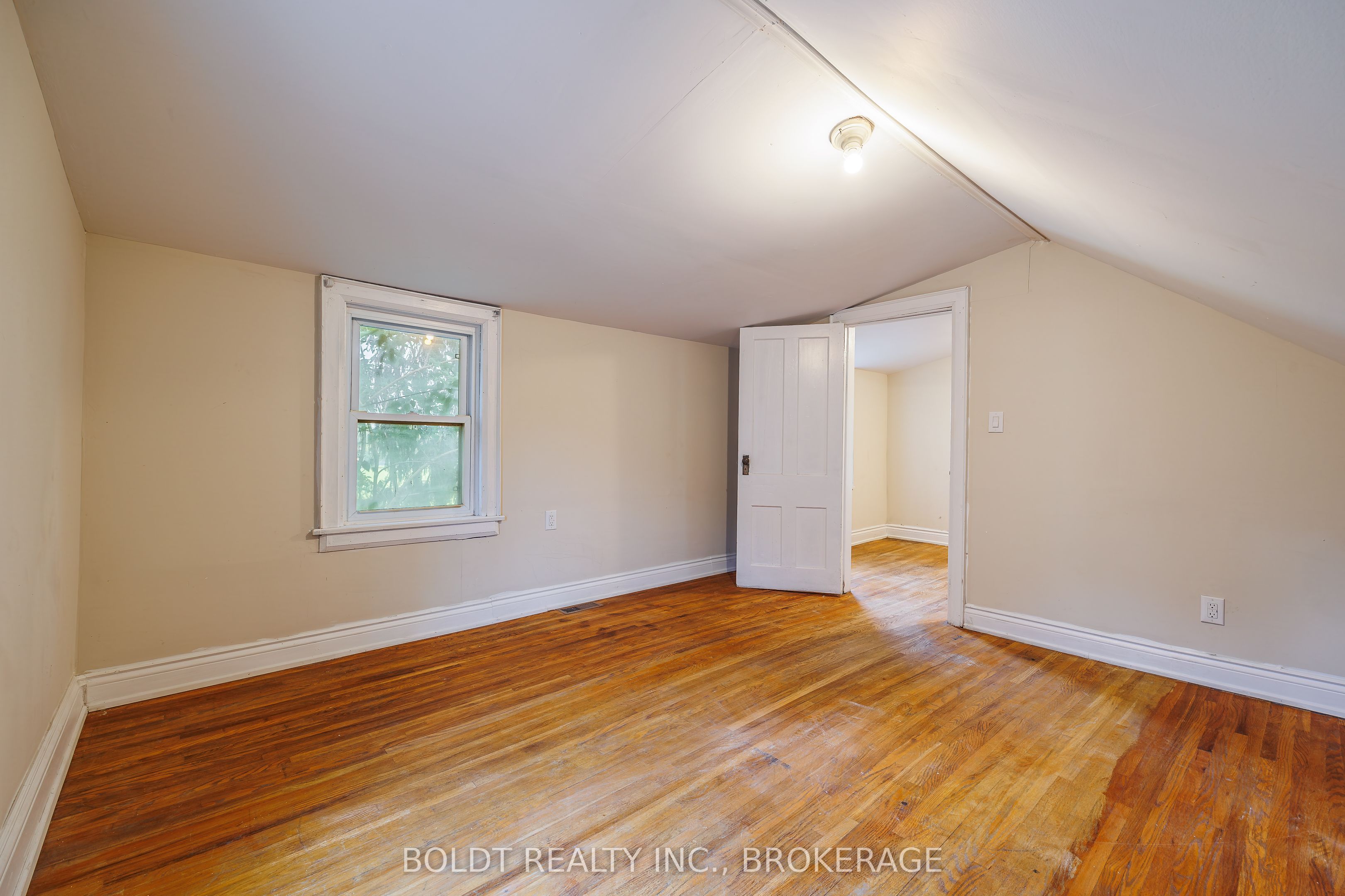 35 Regent Street Property Photo 17