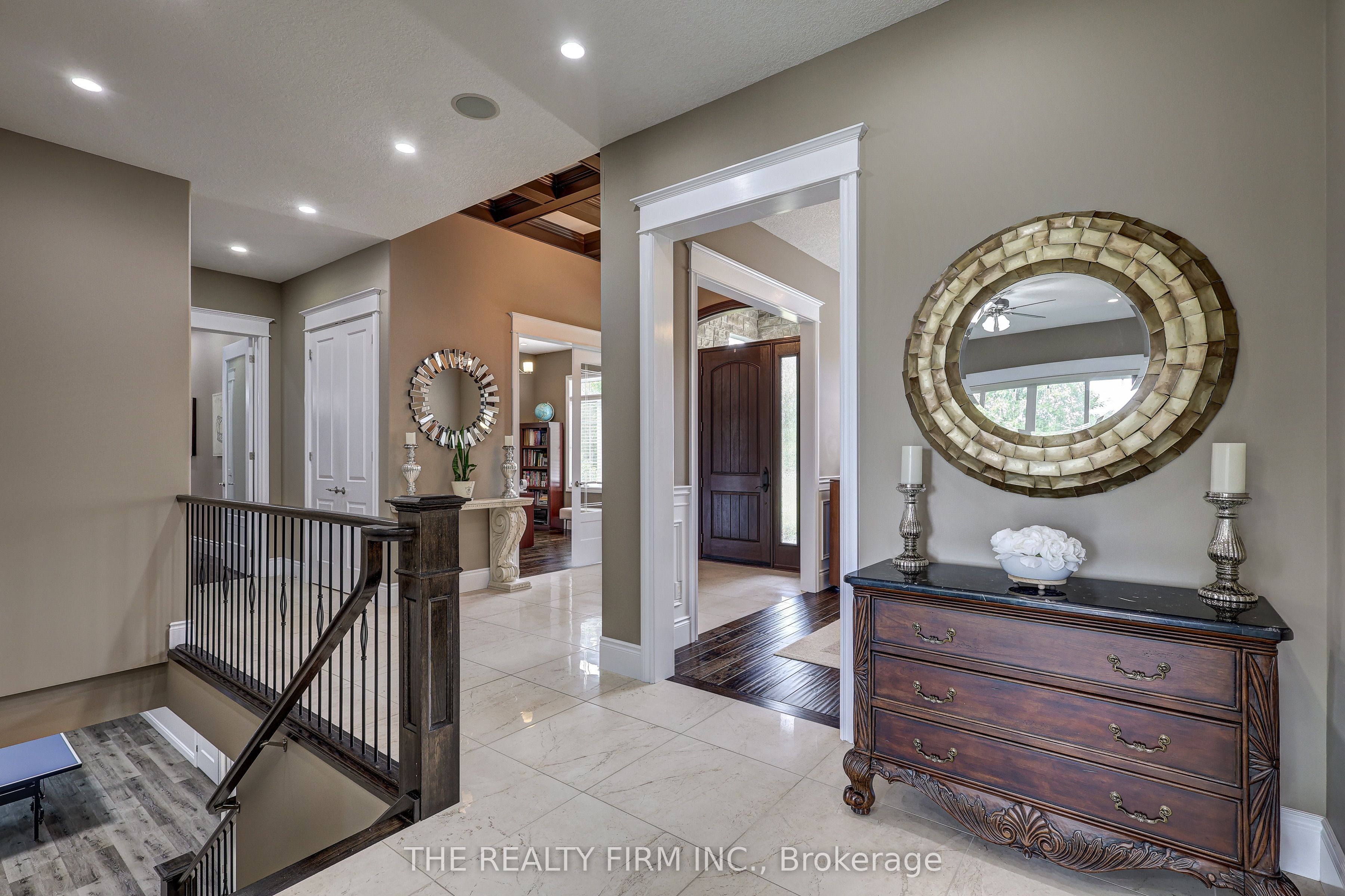 22060 Nissouri Road Property Photo 7