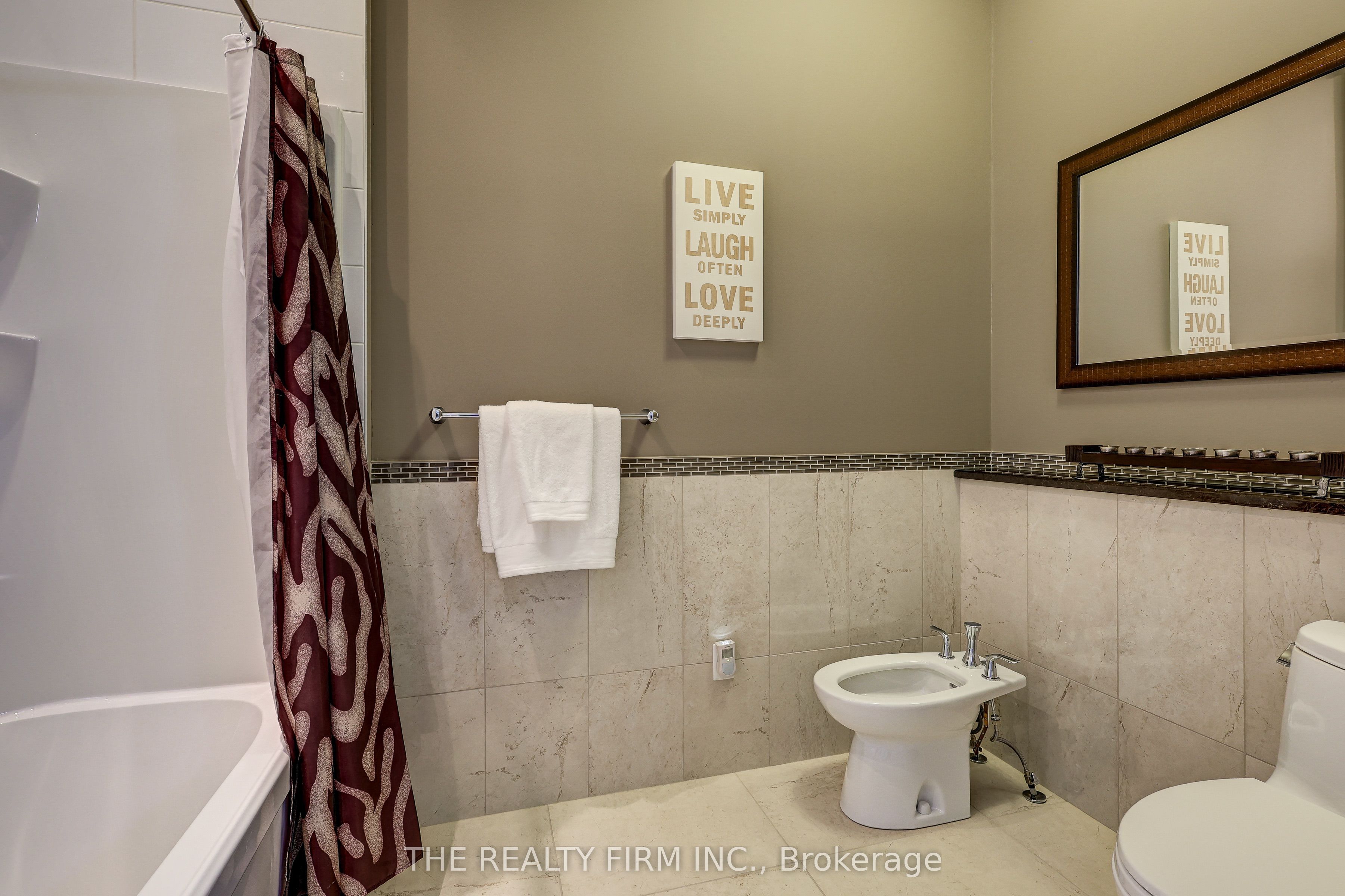 22060 Nissouri Road Property Photo 30