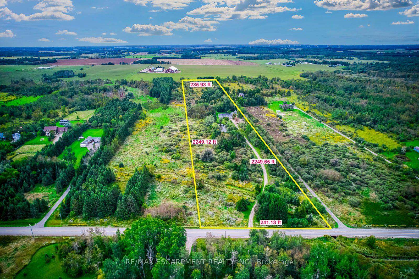 555118 Mono Amaranth Townline Property Photo 1