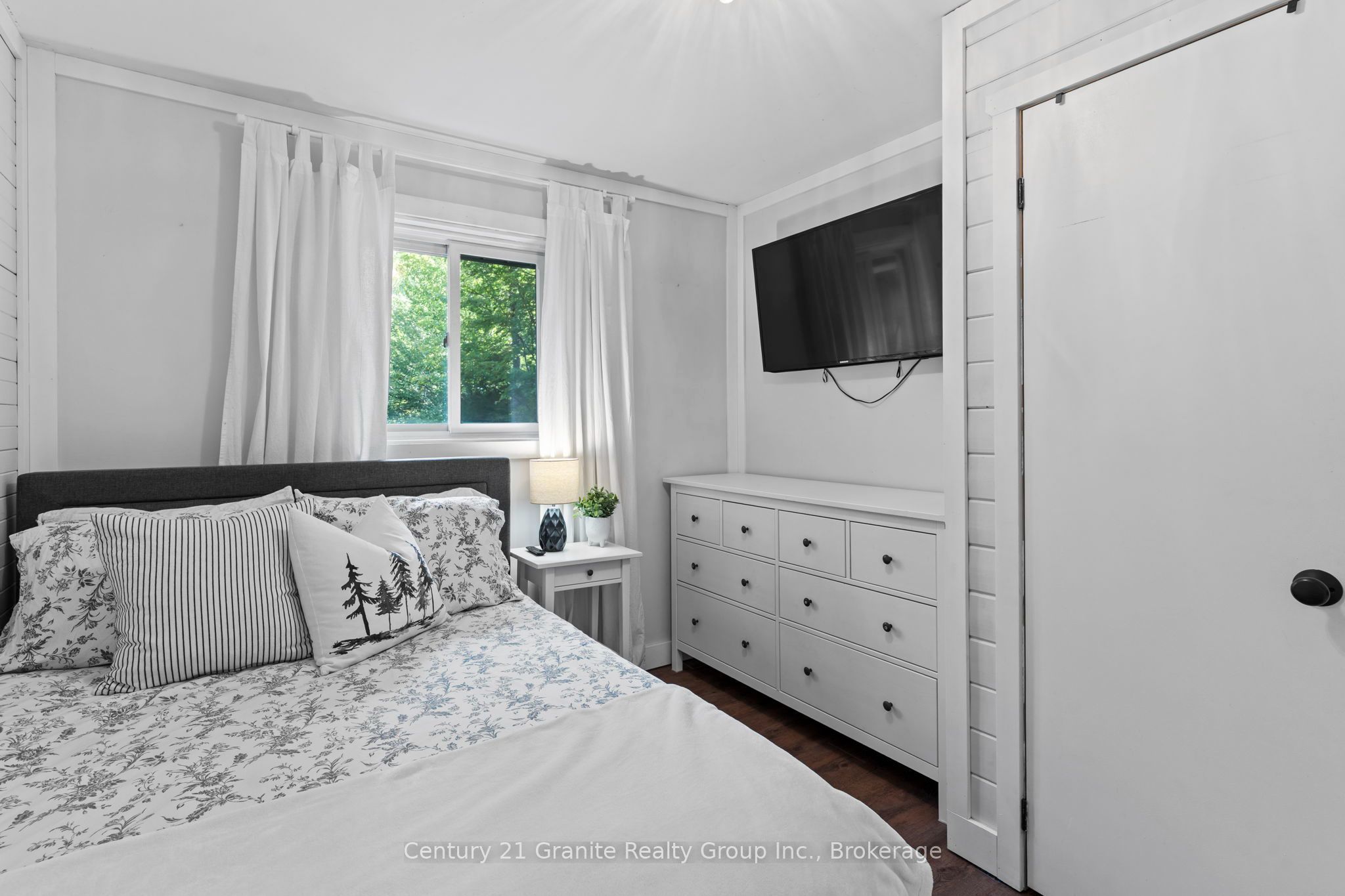 16408 35 Highway Property Photo 17