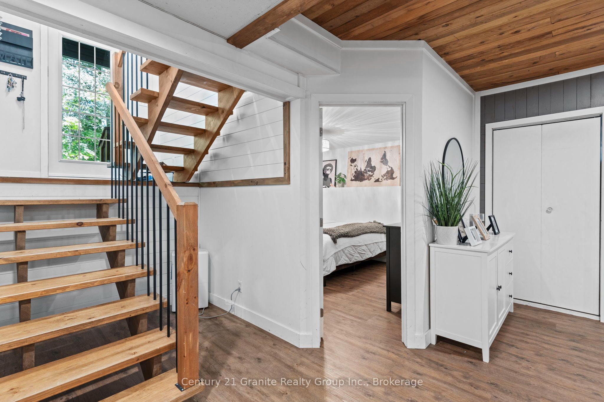 16408 35 Highway Property Photo 21