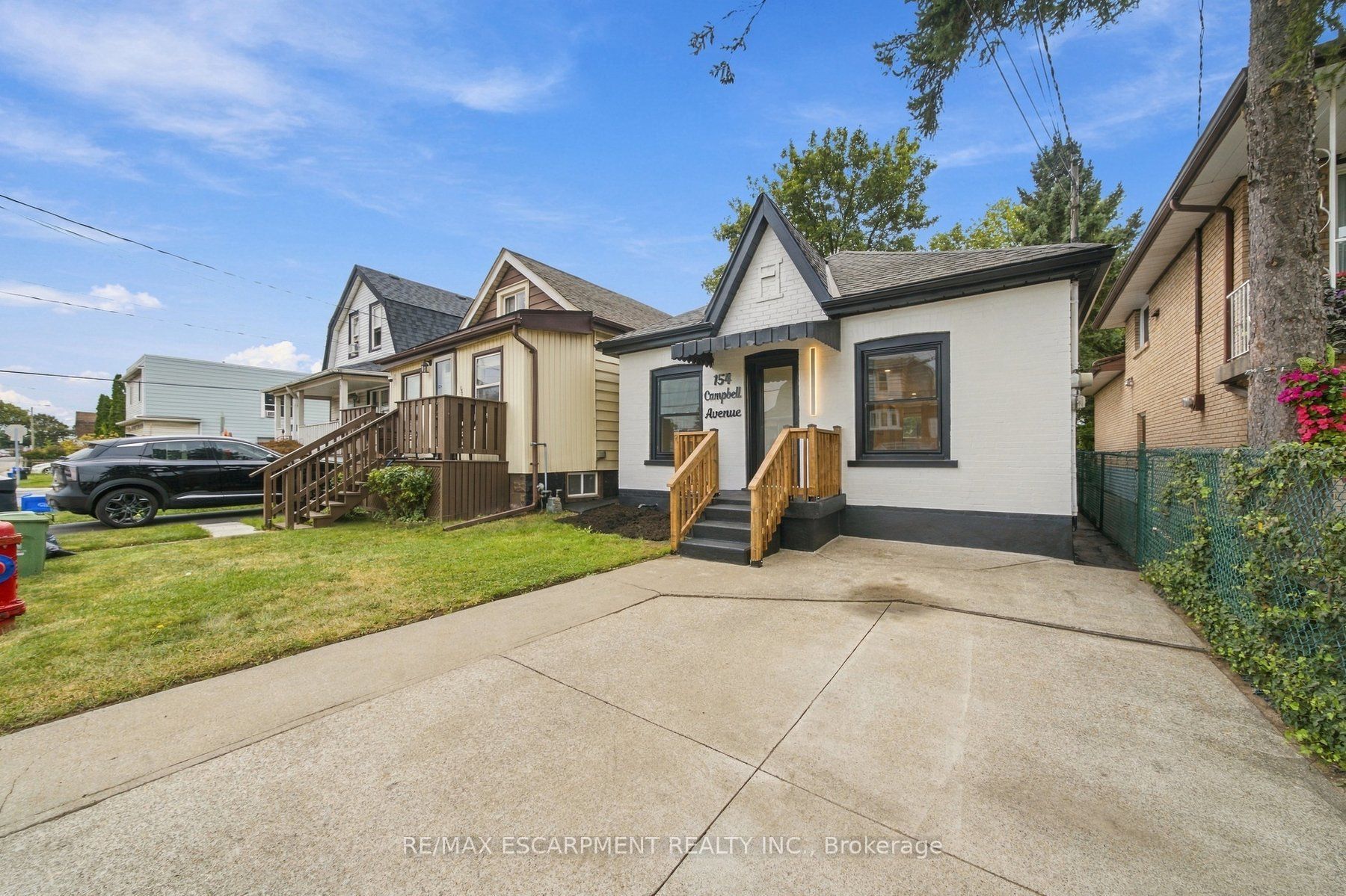 154 Campbell Avenue Property Photo 2