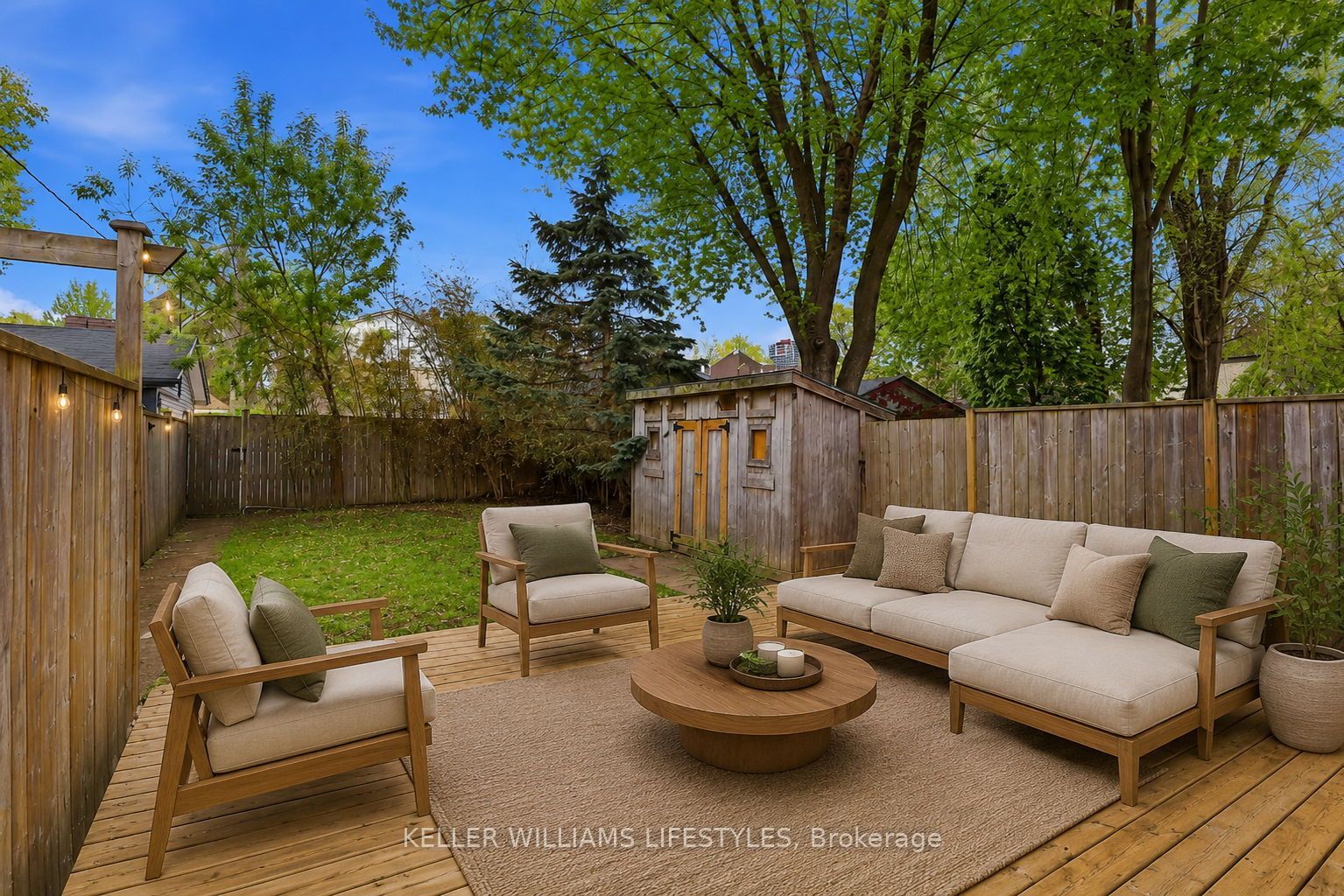 303 Pall Mall Street Property Photo 19