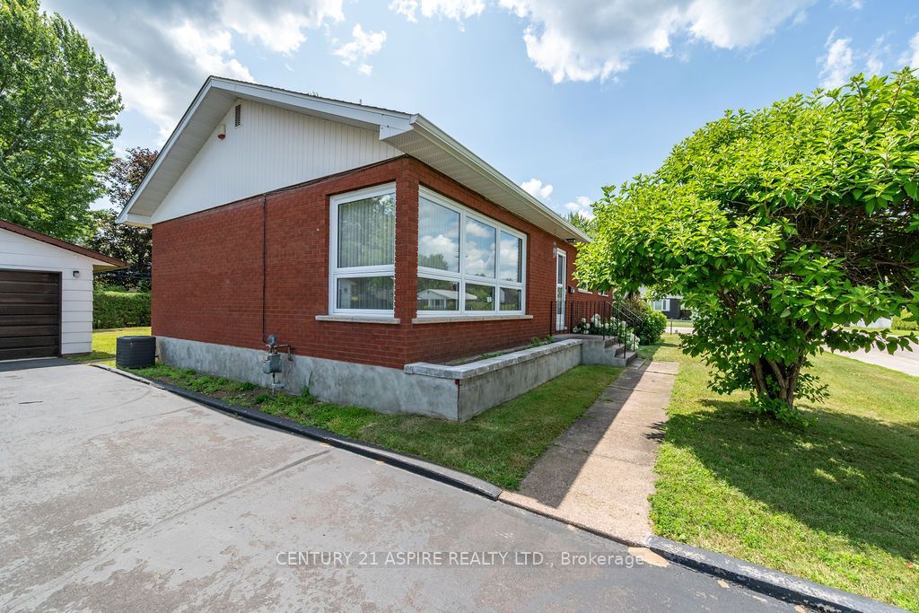 13 Herman Street Property Photo 4