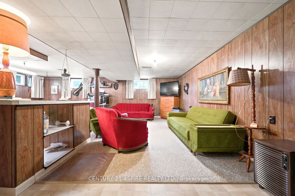 13 Herman Street Property Photo 28