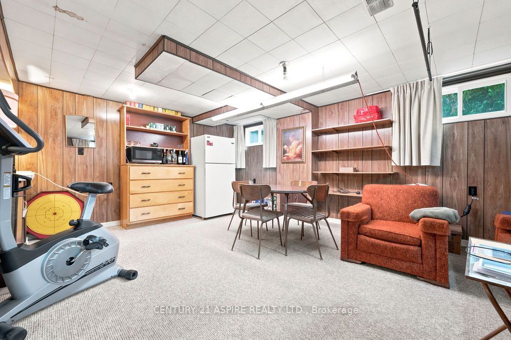 13 Herman Street Property Photo 32