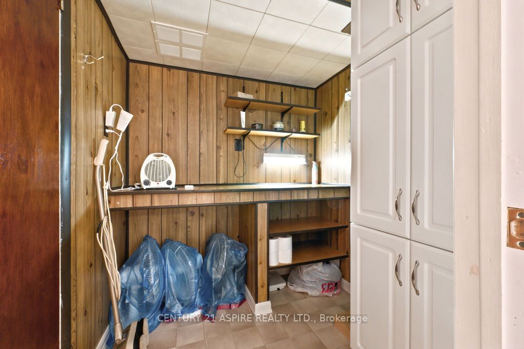 13 Herman Street Property Photo 33