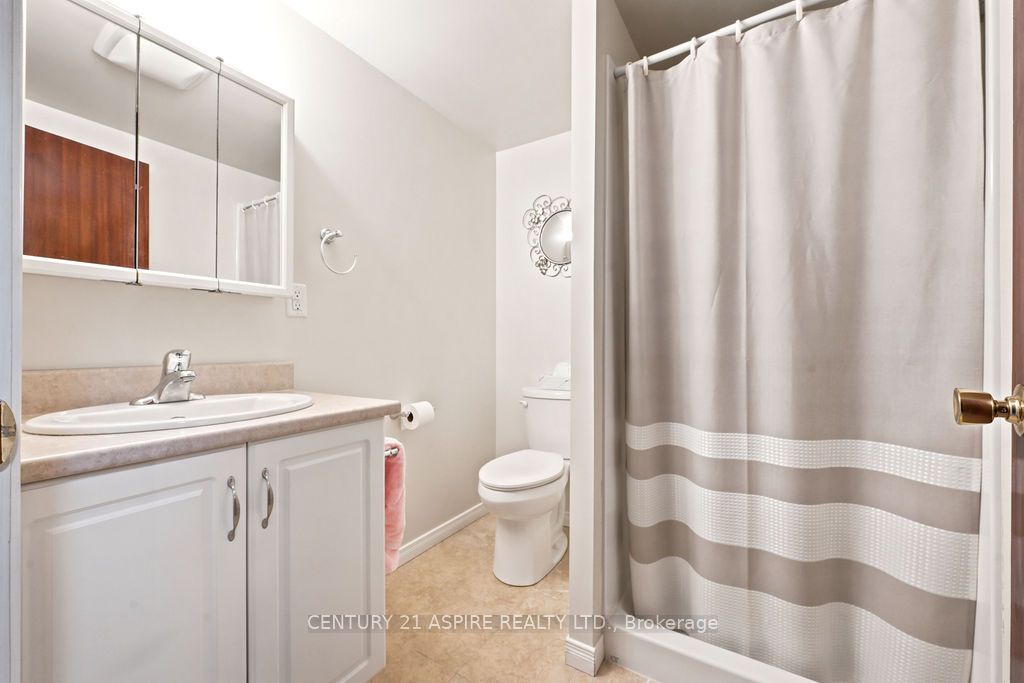 13 Herman Street Property Photo 34
