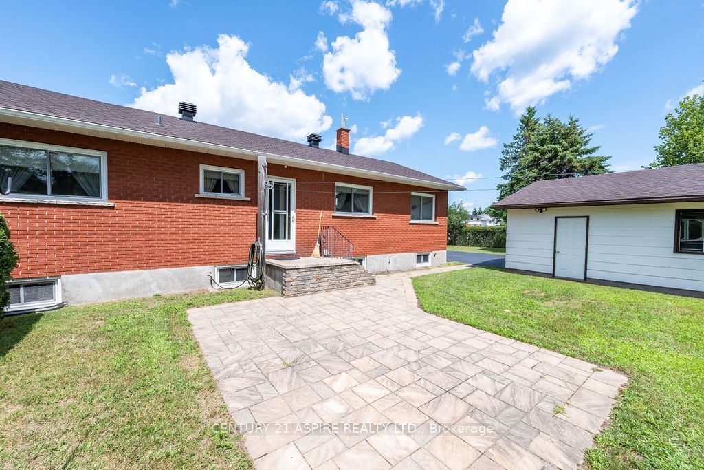 13 Herman Street Property Photo 41