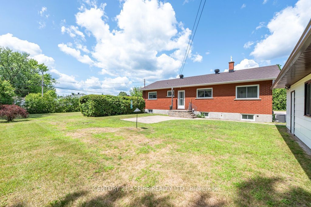 13 Herman Street Property Photo 42
