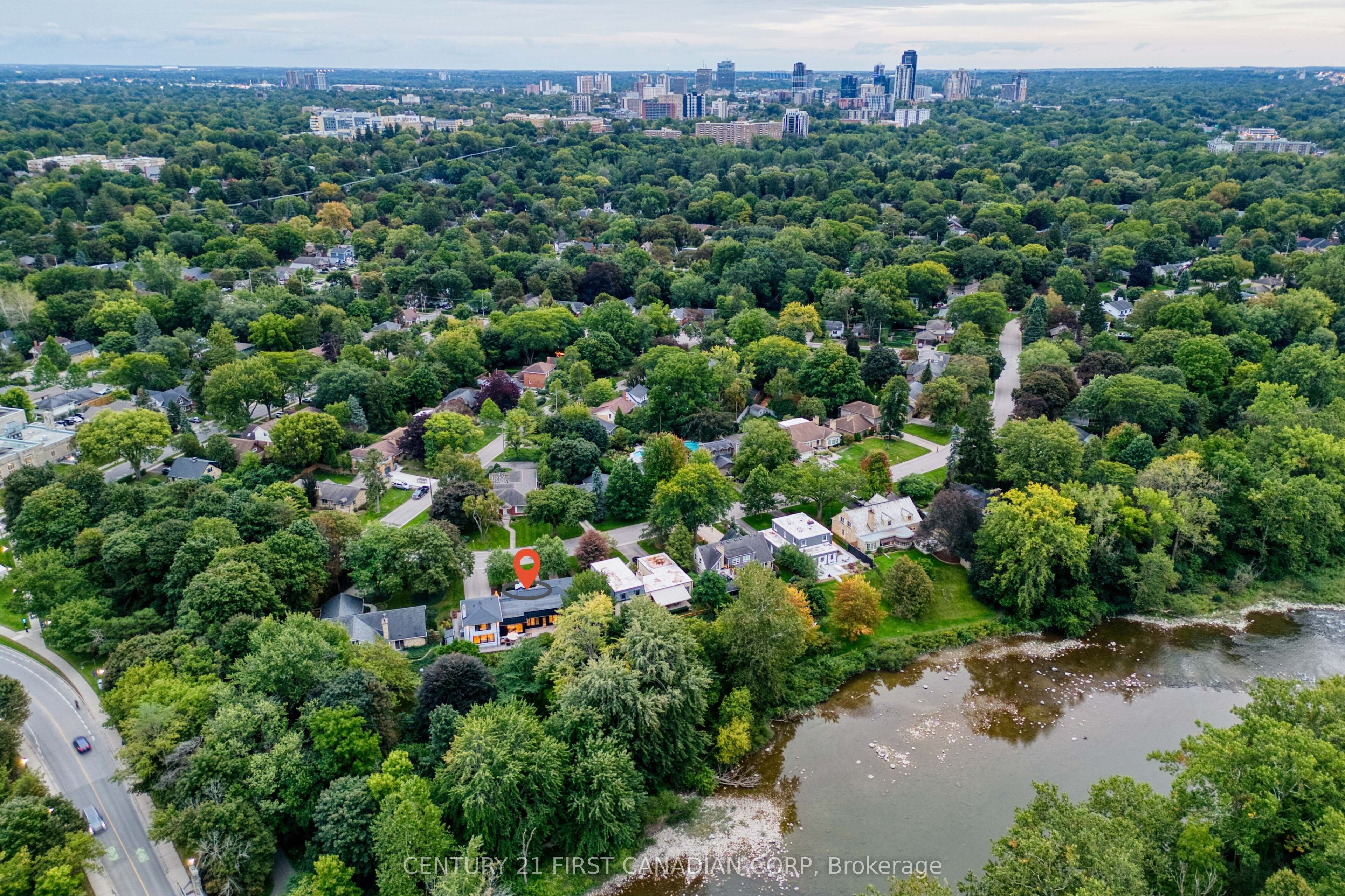 1125 The Parkway Property Photo 45