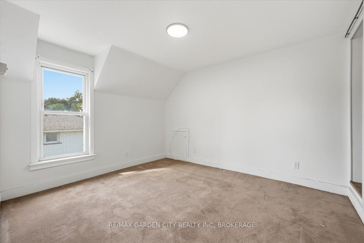41 Port Robinson Road Property Photo 17