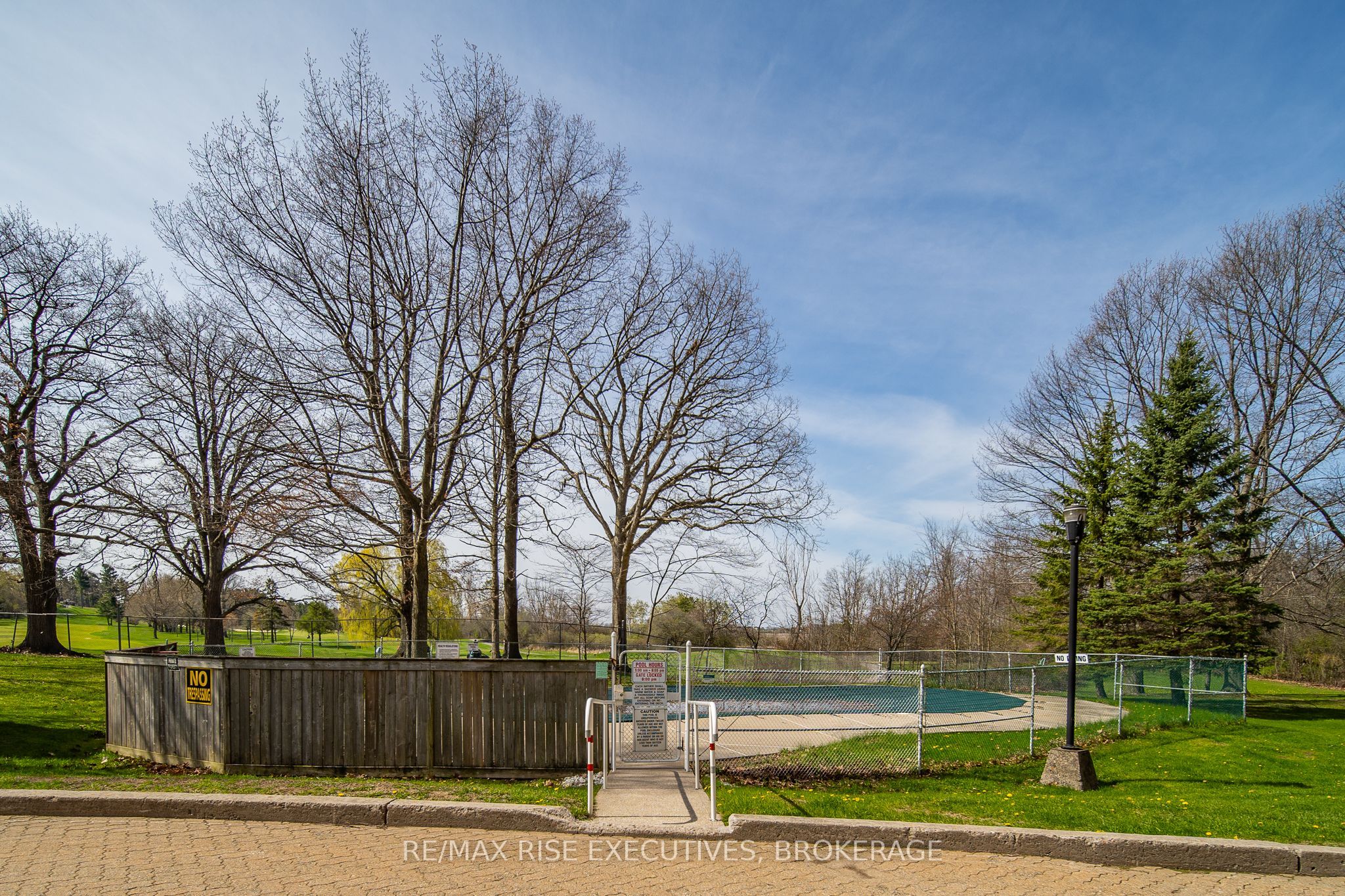 66 Greenview Drive 710 Property Photo 36