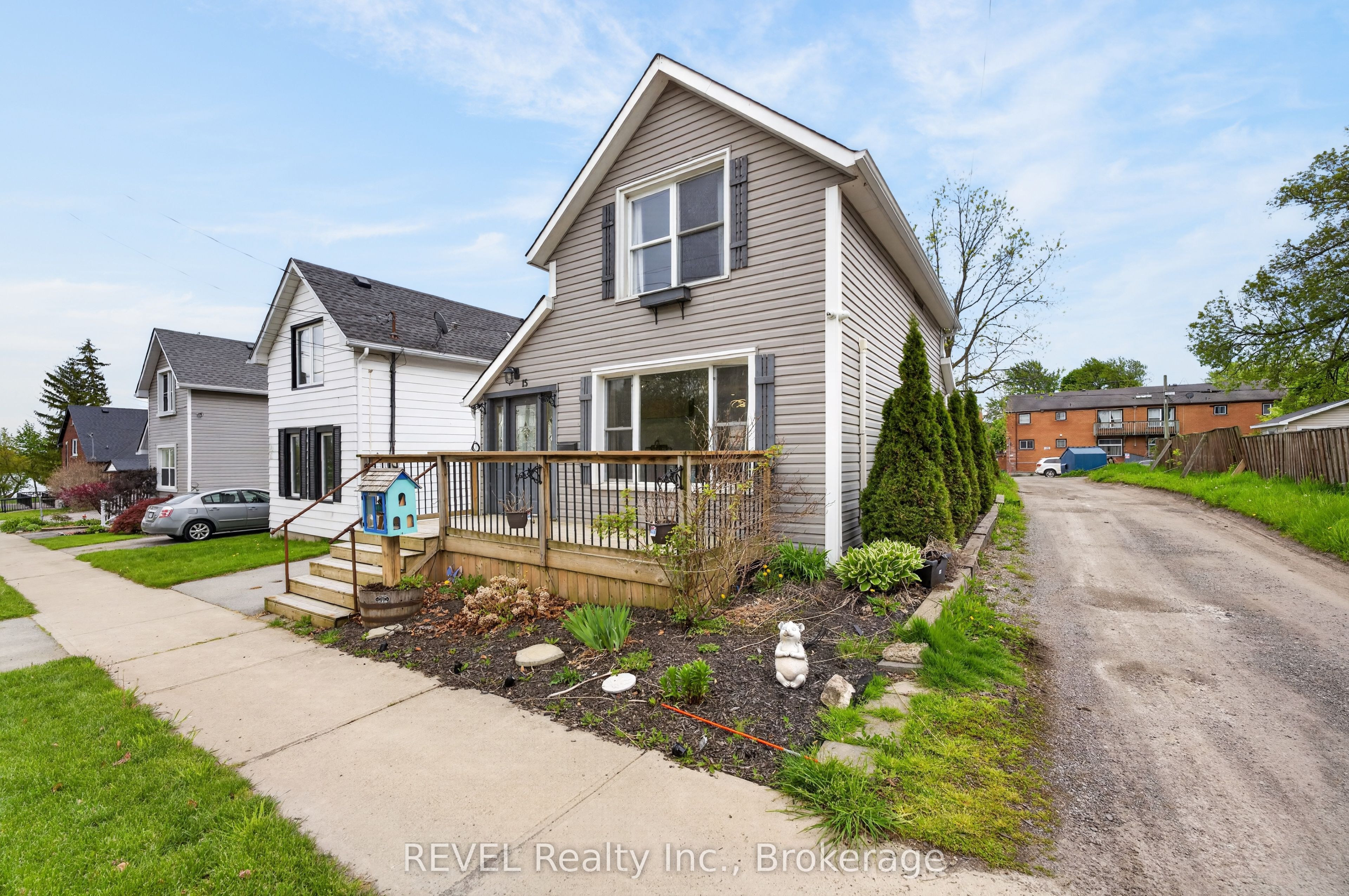 15 Phipps Street Property Photo 4