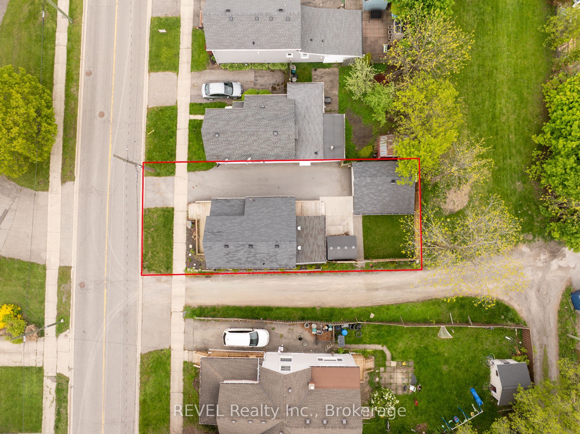 15 Phipps Street Property Photo 40
