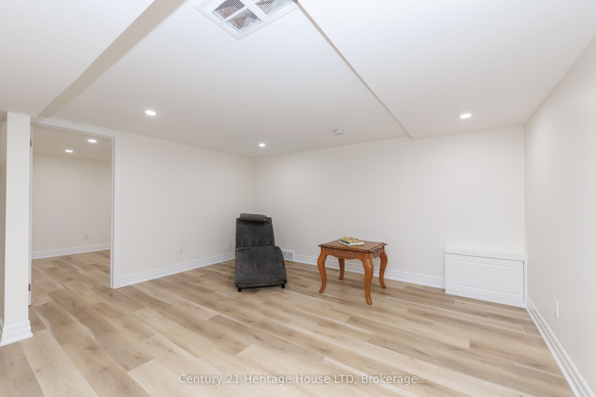 37 Coronation Boulevard Basement Property Photo 9