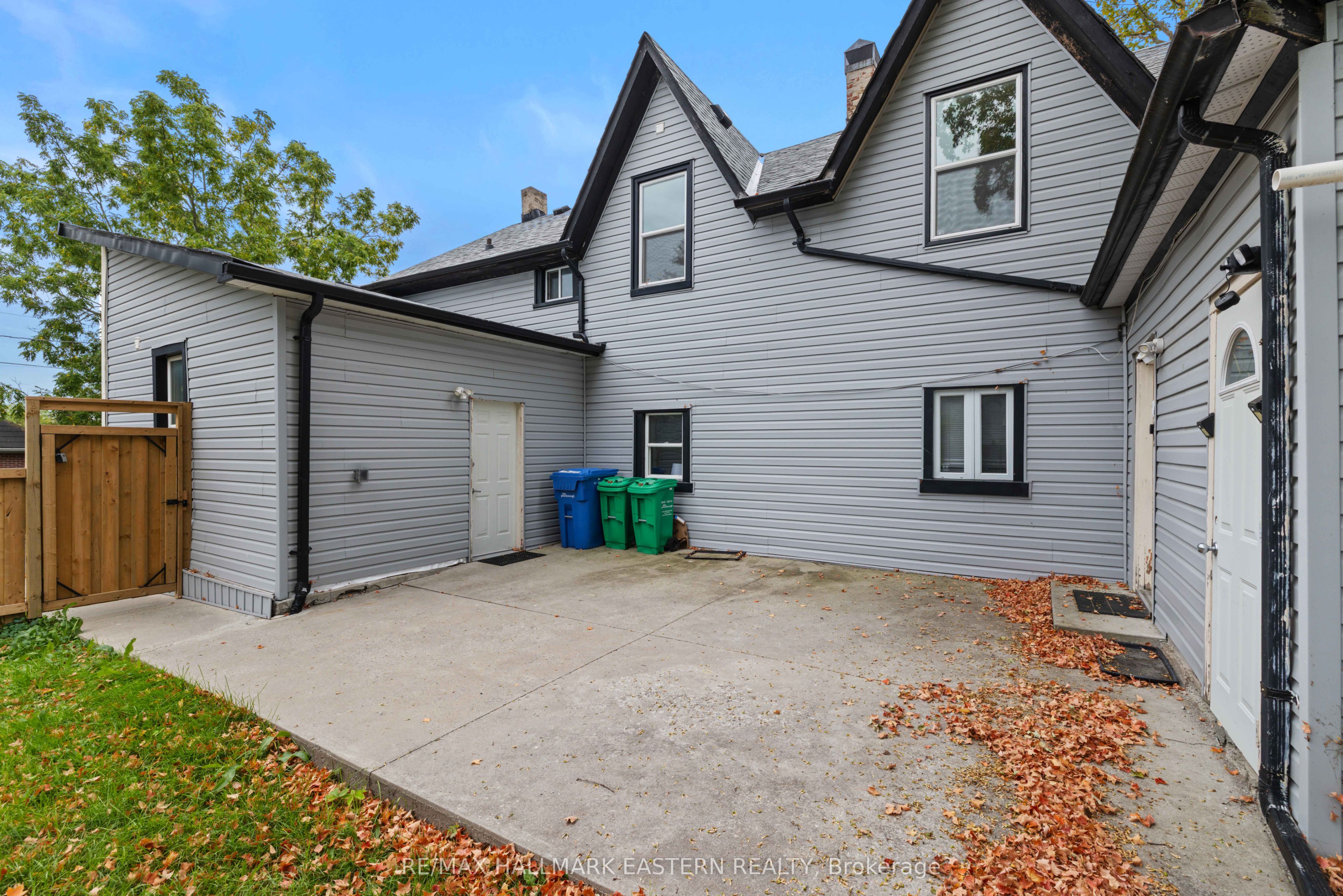 284-288 Brock Street Property Photo 5