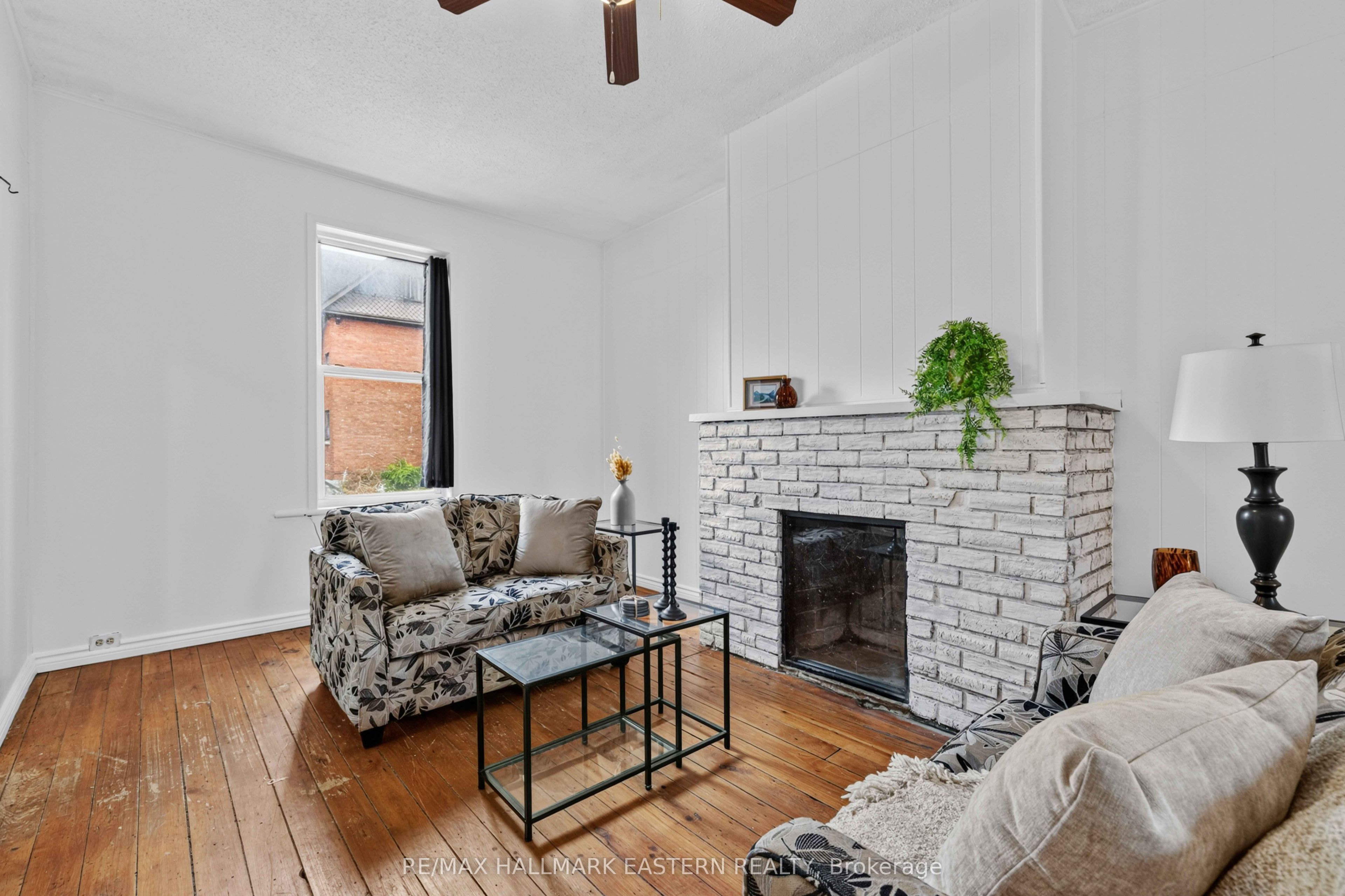 284-288 Brock Street Property Photo 7