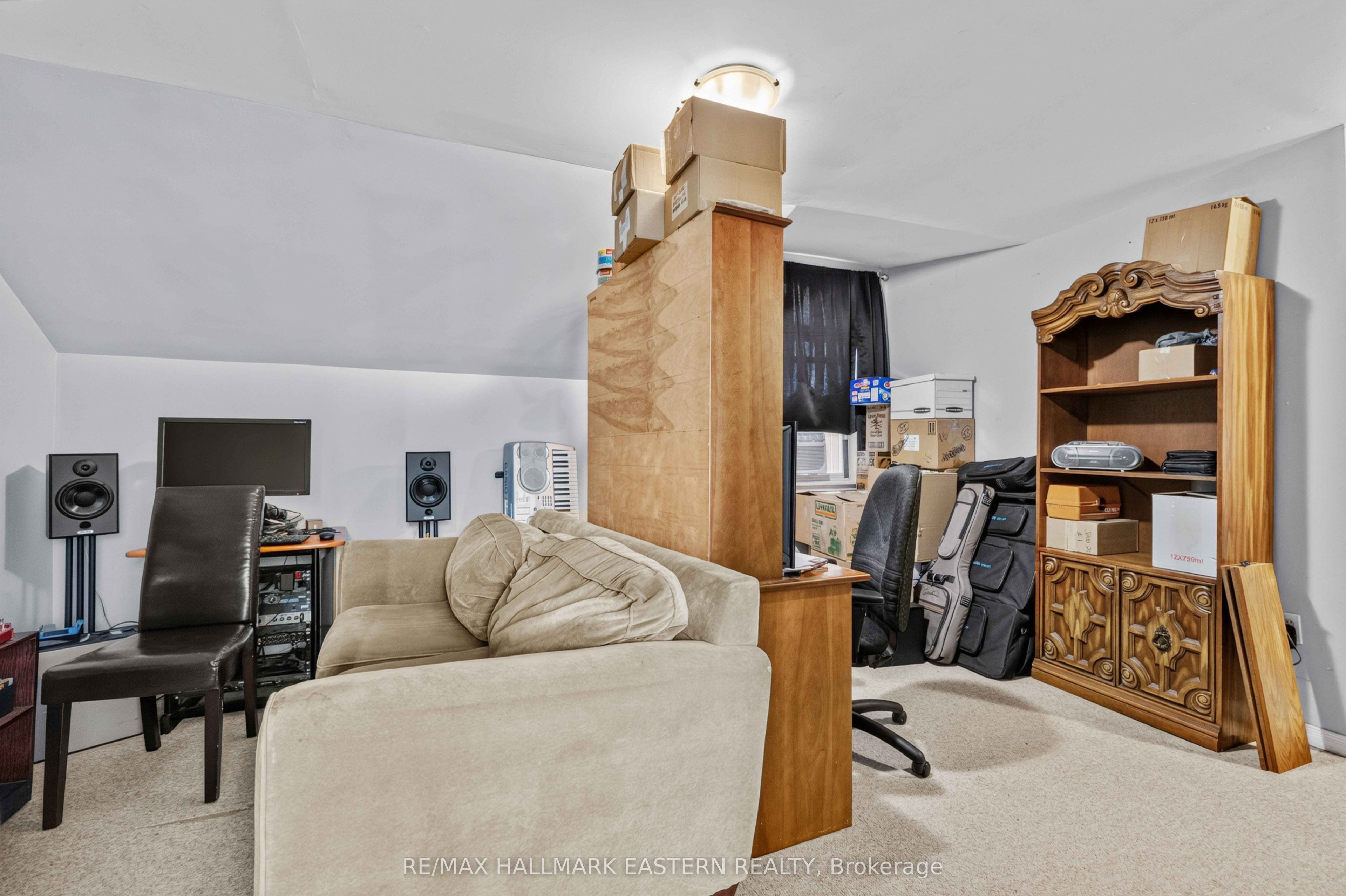284-288 Brock Street Property Photo 27