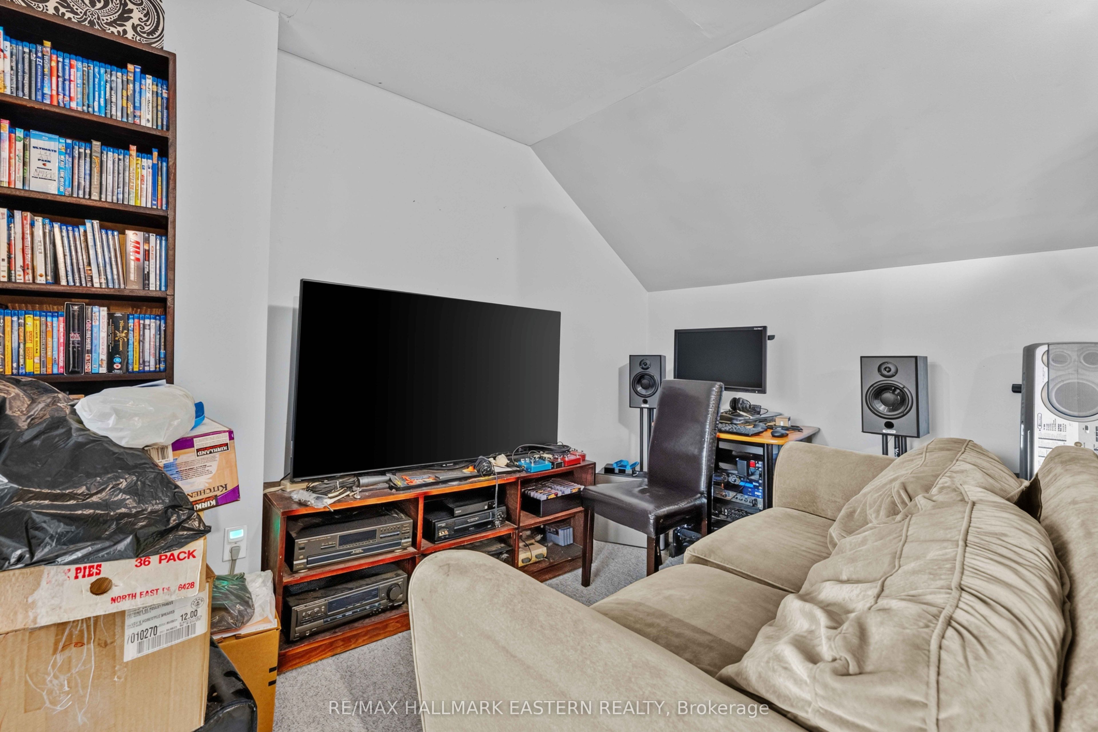 284-288 Brock Street Property Photo 28