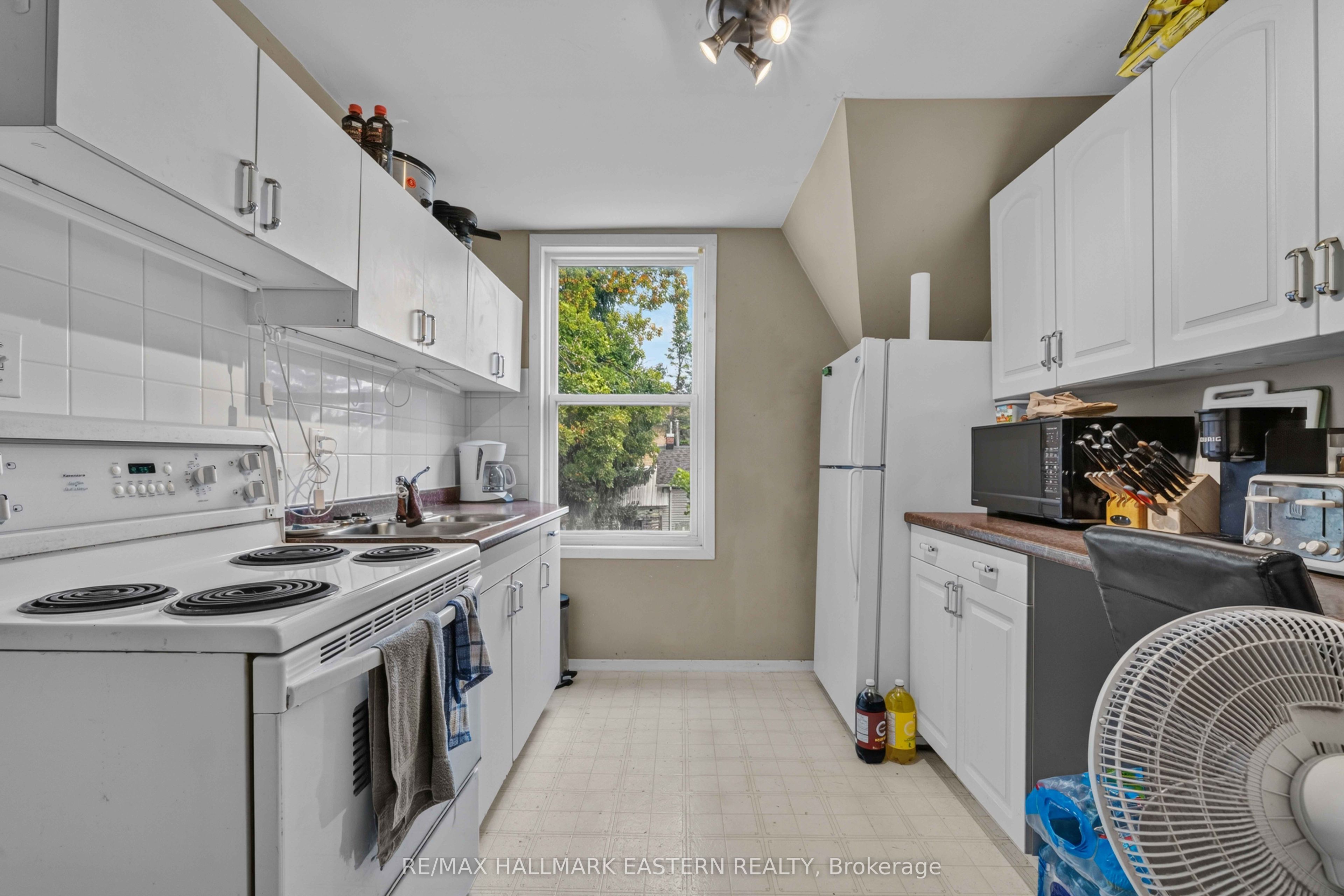 284-288 Brock Street Property Photo 31