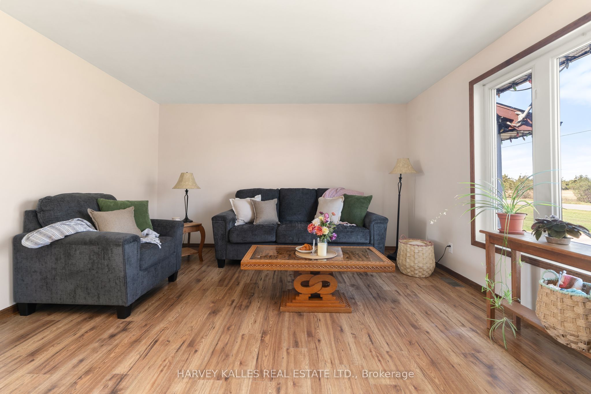 198 Welbanks Road Property Photo 8