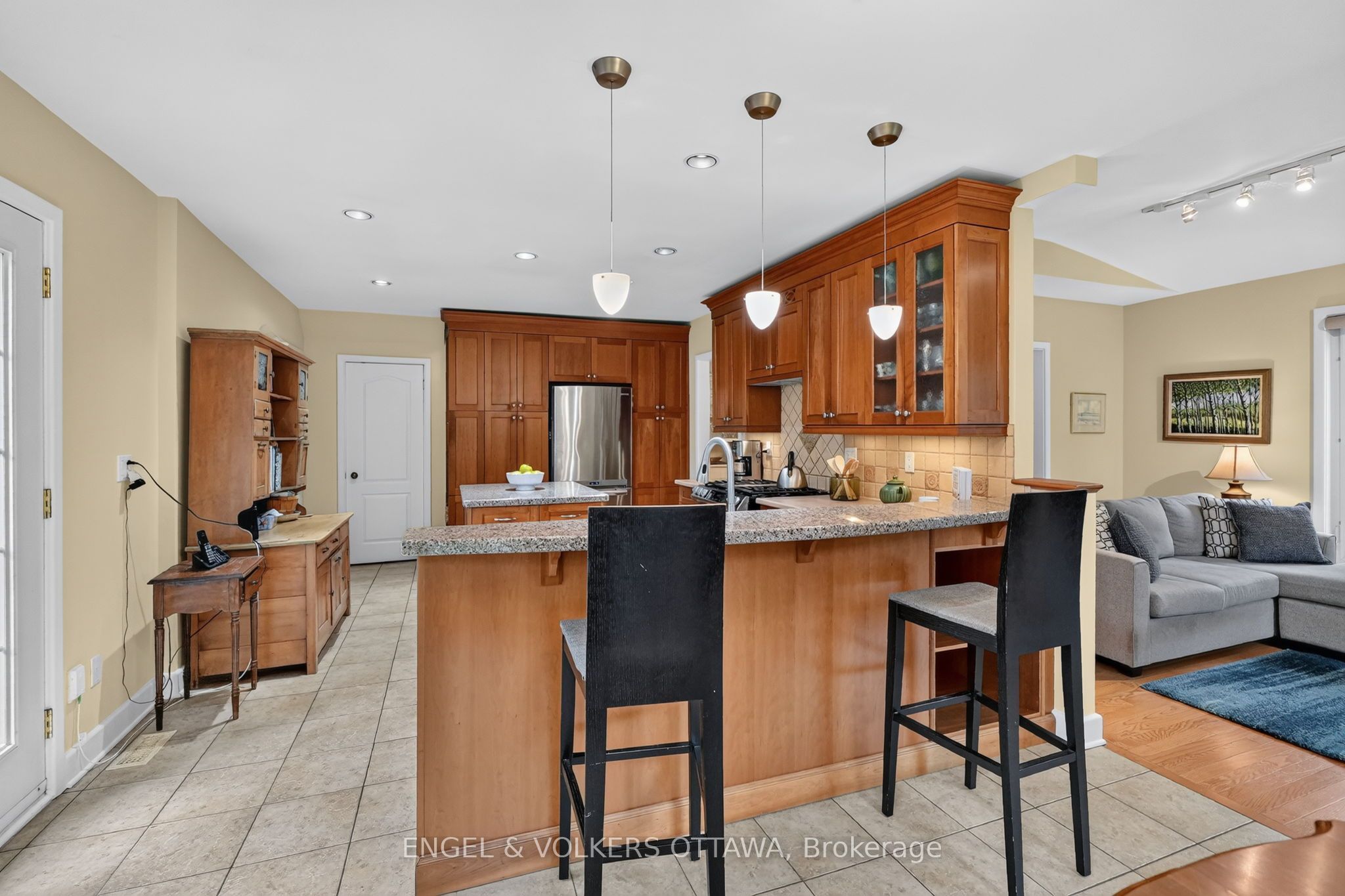 250 Faircrest Road Property Photo 12