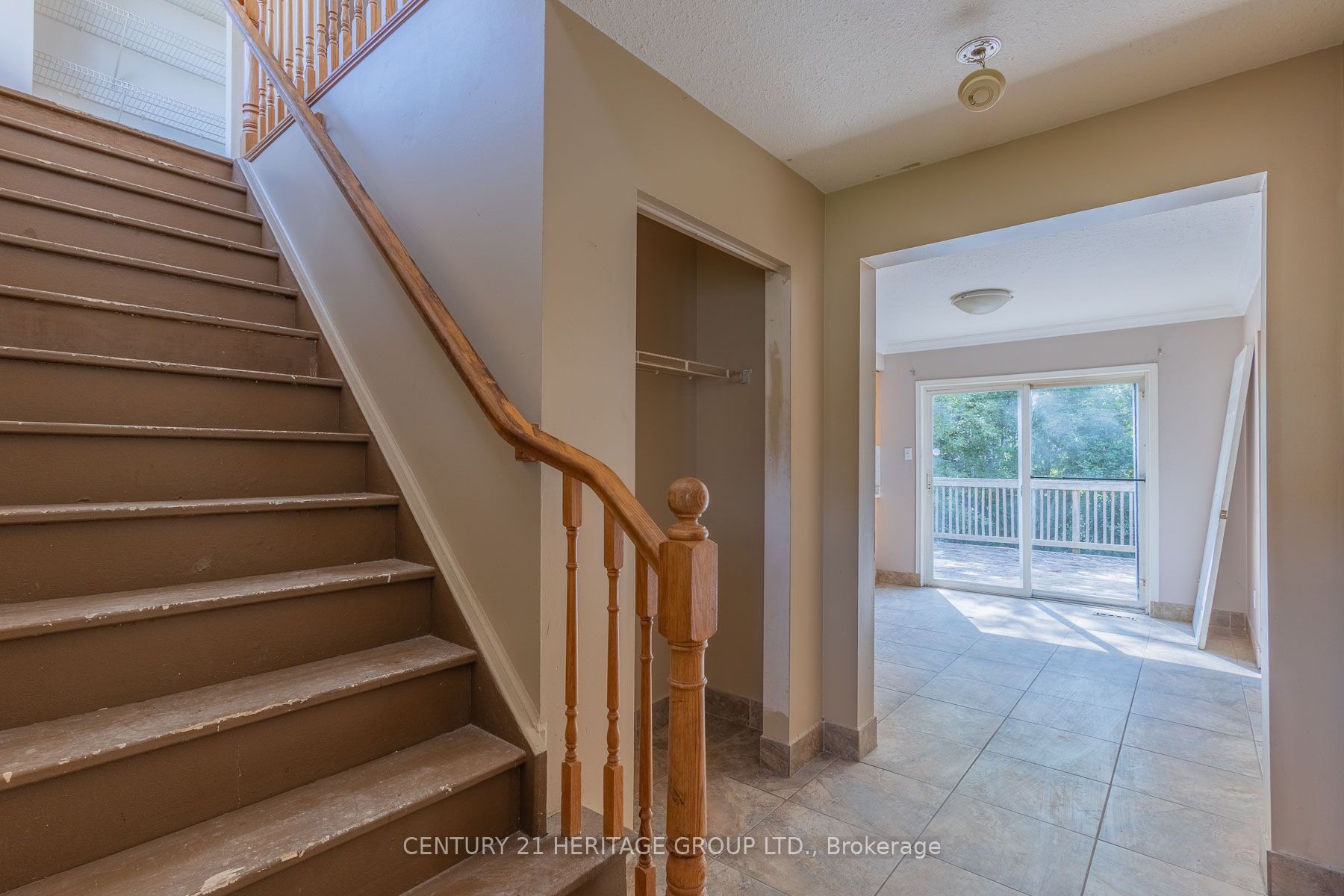 430 Starwood Drive Property Photo 4