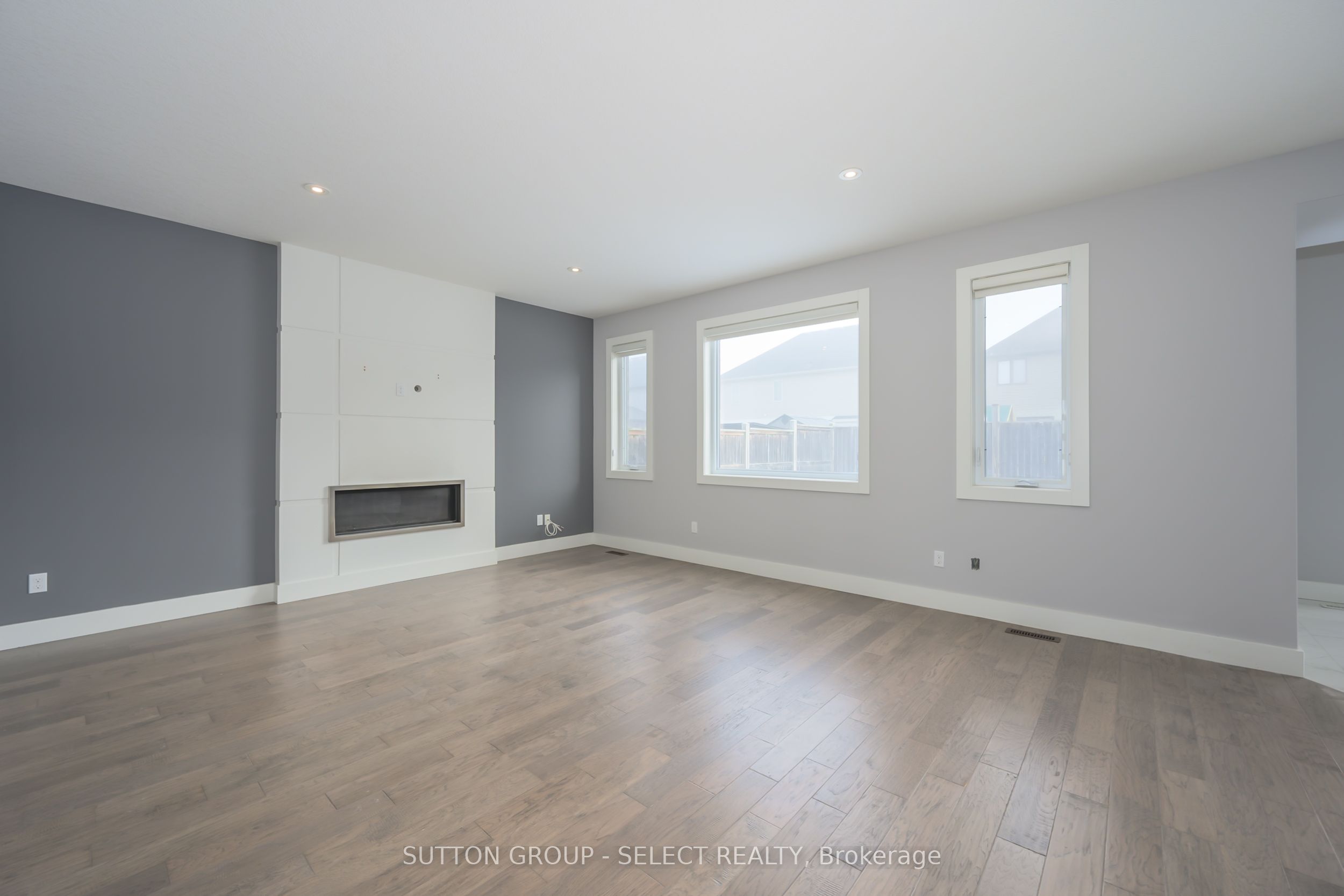 1062 Melsetter Way Property Photo 3