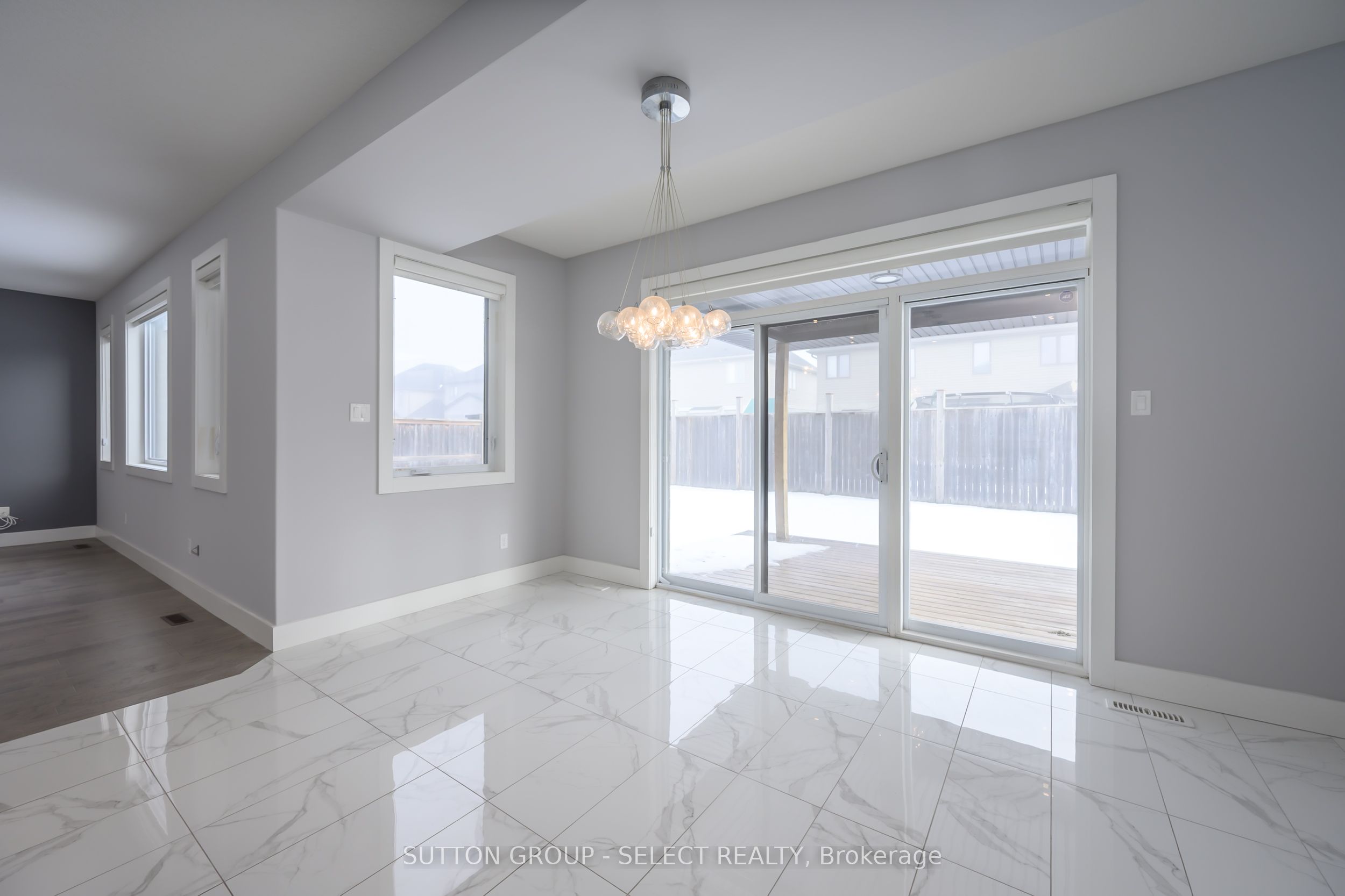 1062 Melsetter Way Property Photo 10