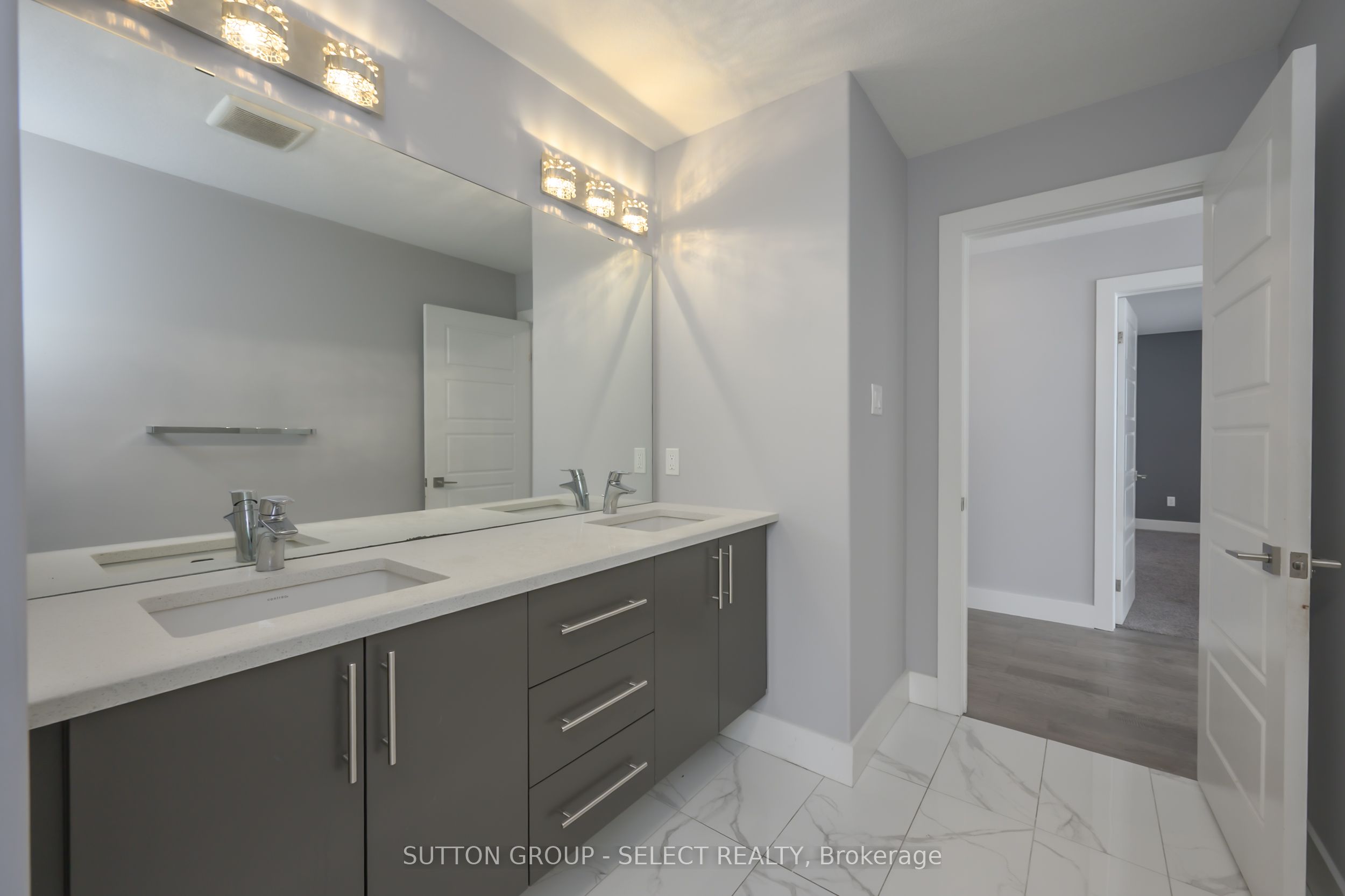1062 Melsetter Way Property Photo 24