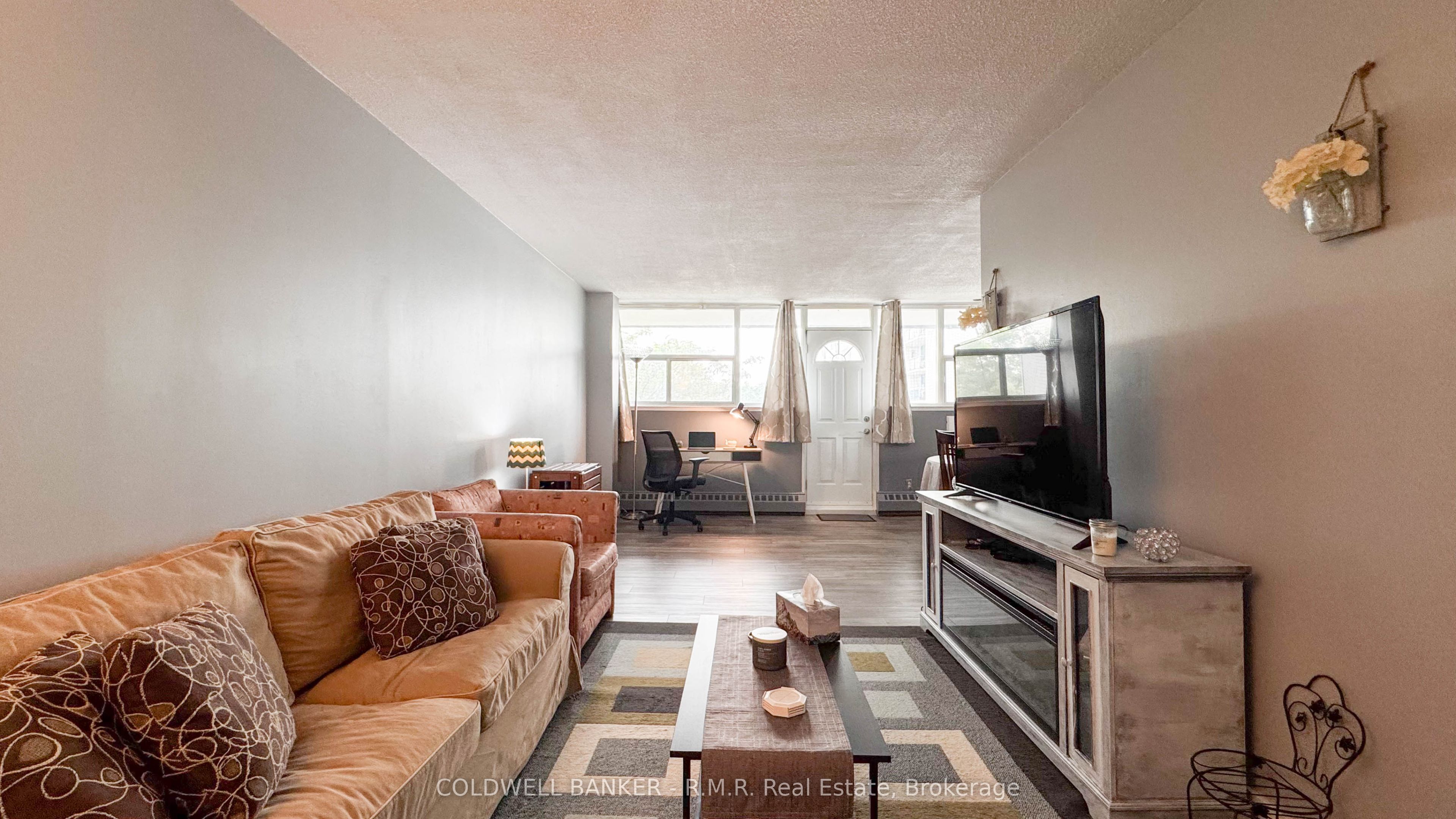 215 Glenridge Avenue E 310 Property Photo 8