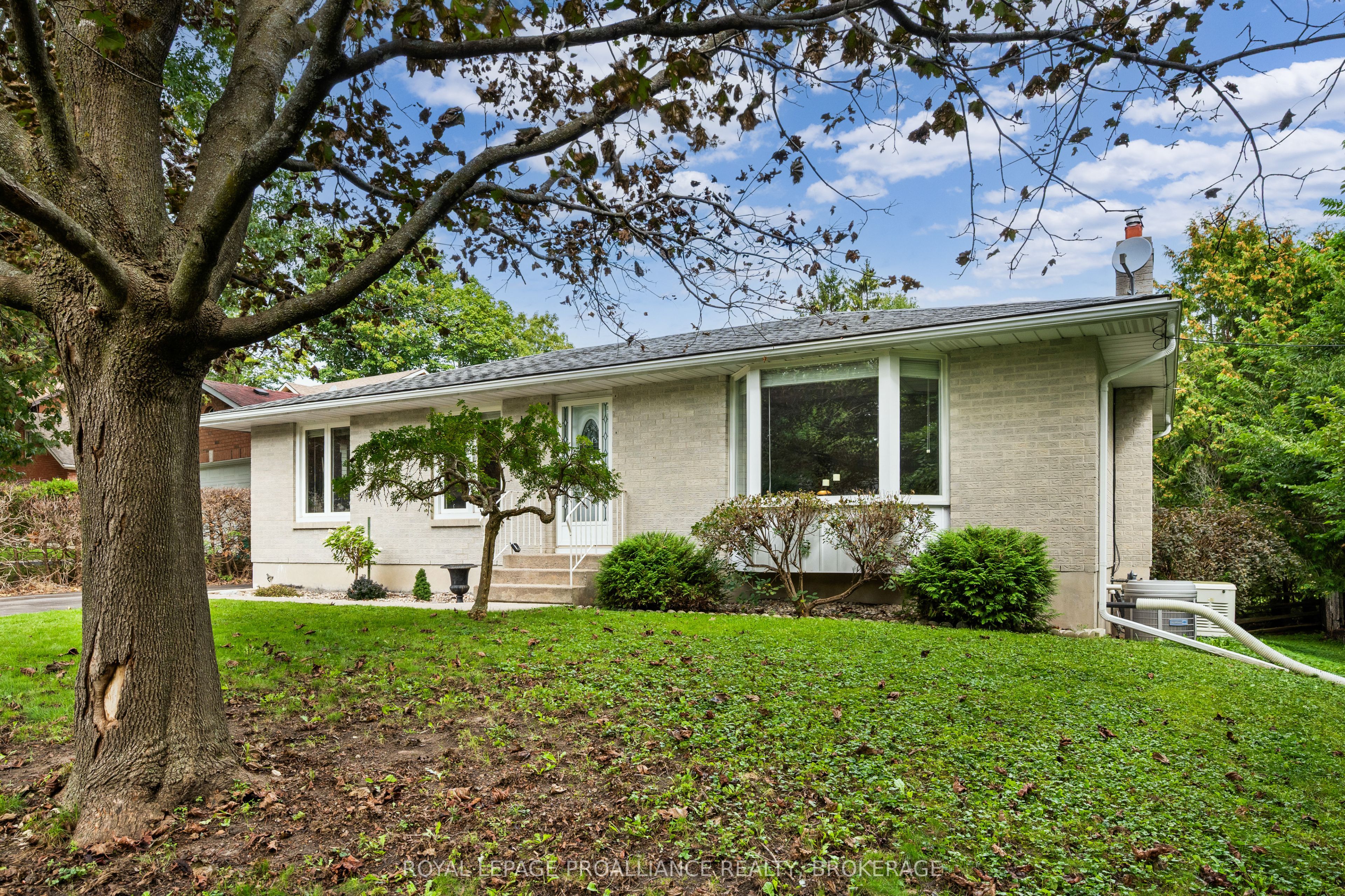 1212 Prince Charles Drive Property Photo 2