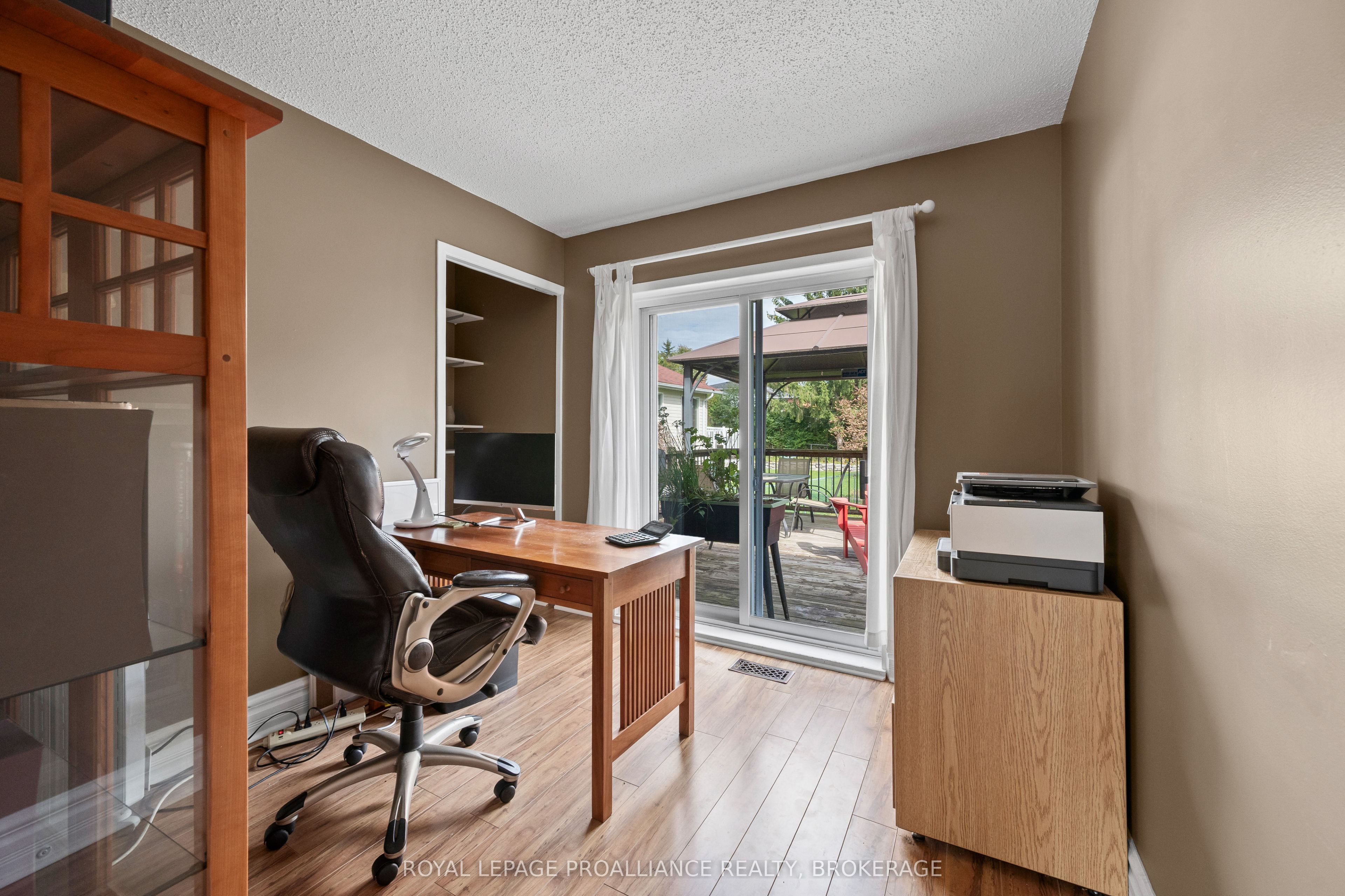 1212 Prince Charles Drive Property Photo 15