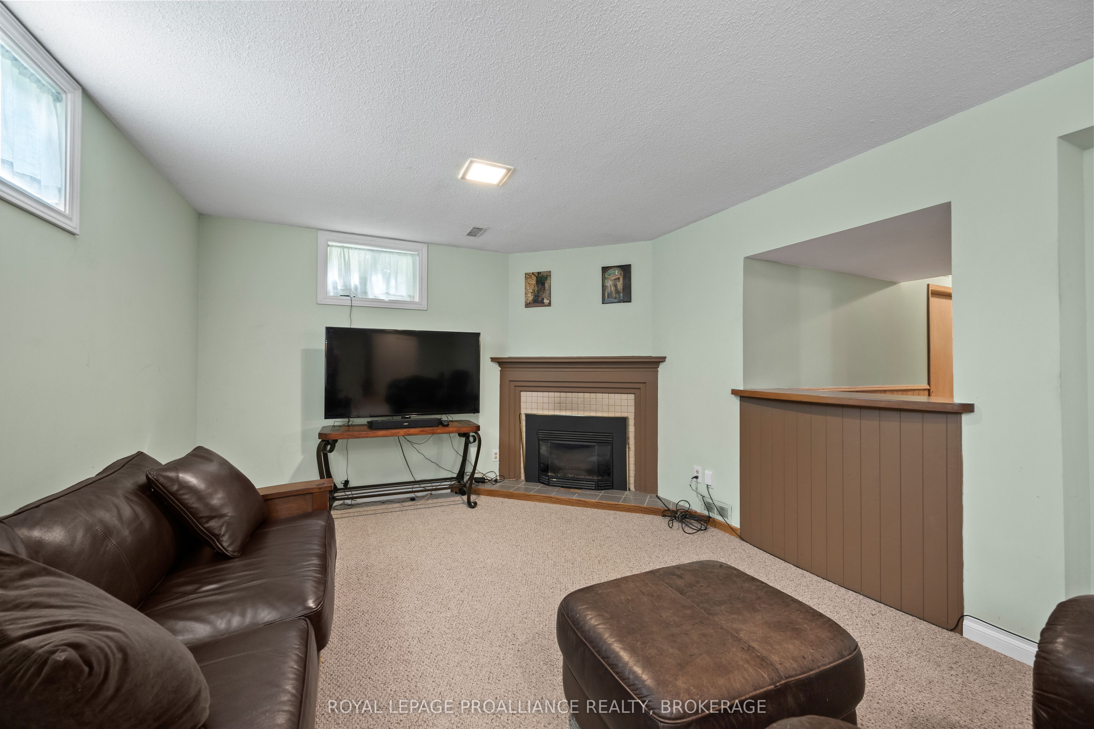 1212 Prince Charles Drive Property Photo 26
