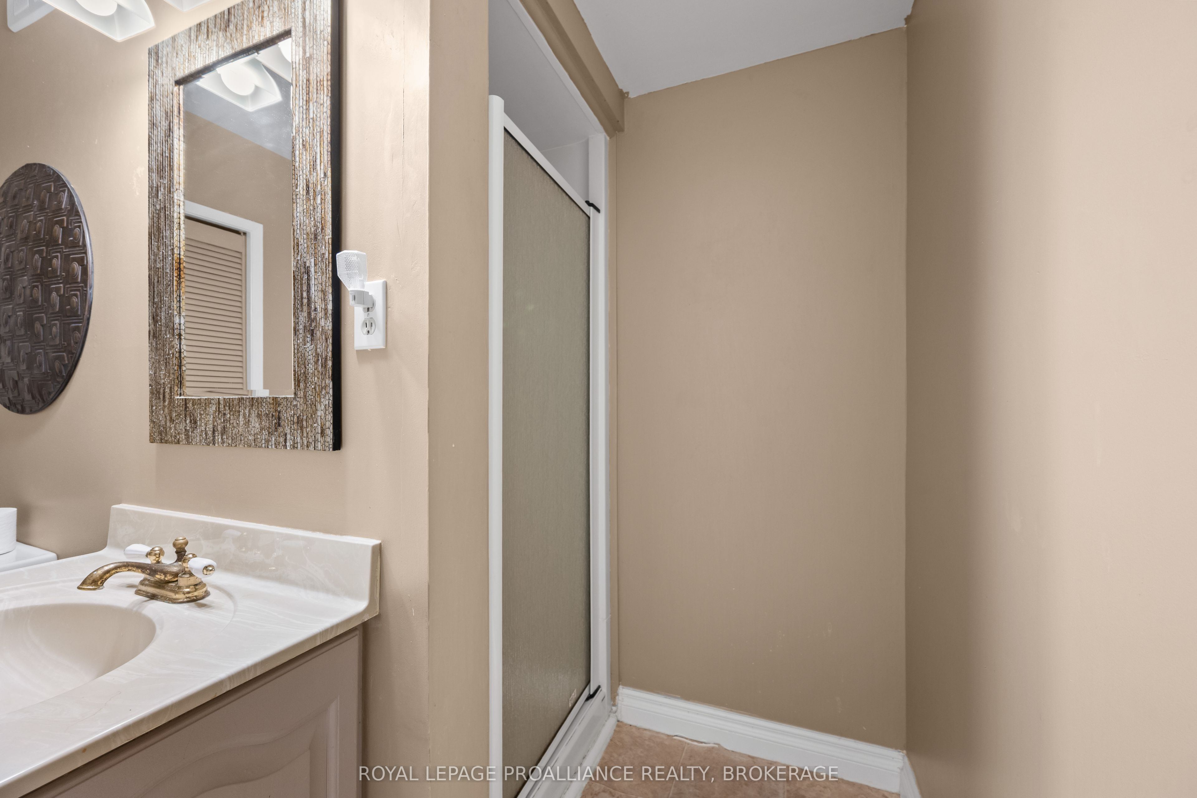 1212 Prince Charles Drive Property Photo 33