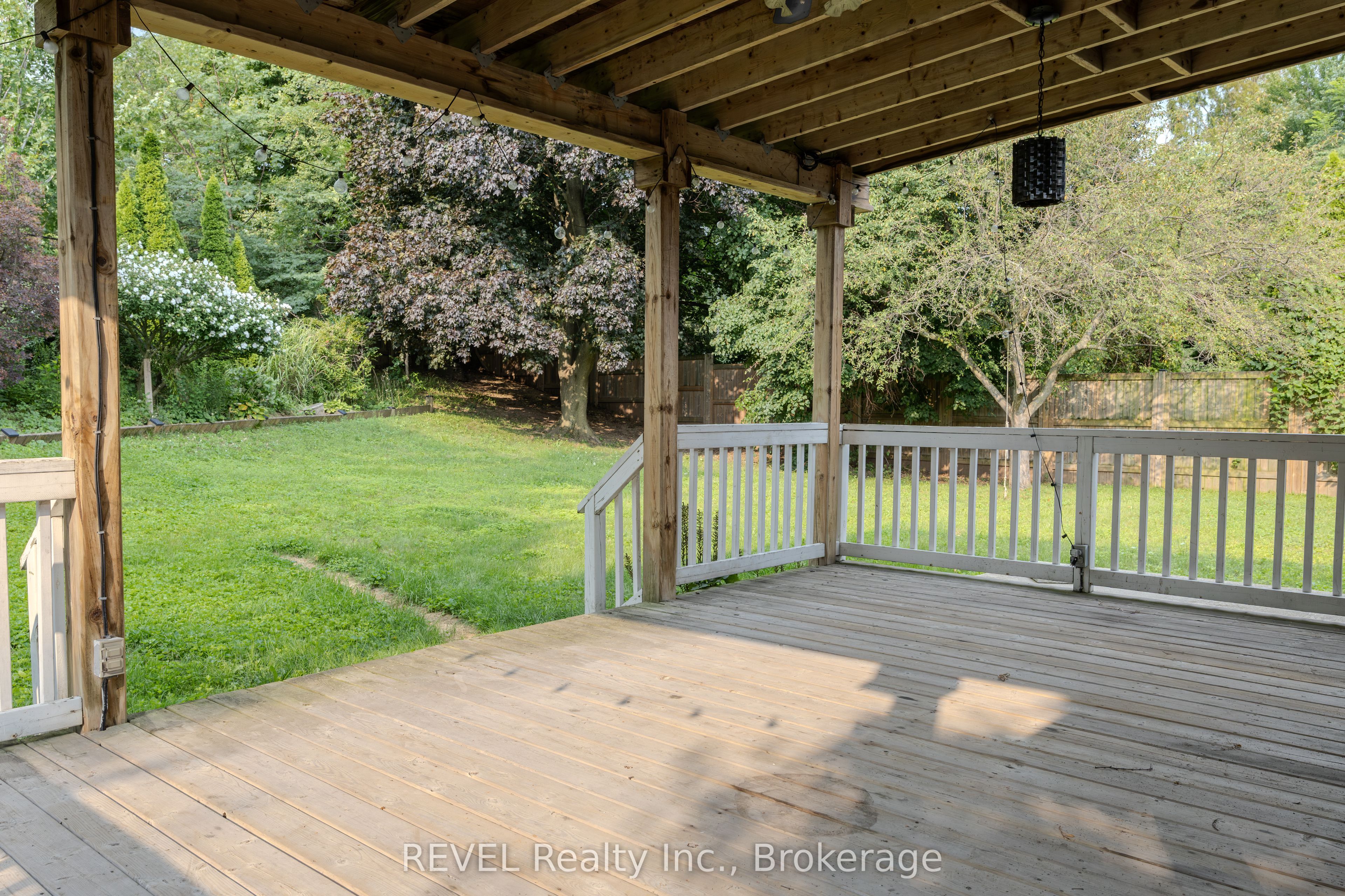 7285 Rolling Acres Crescent Property Photo 30
