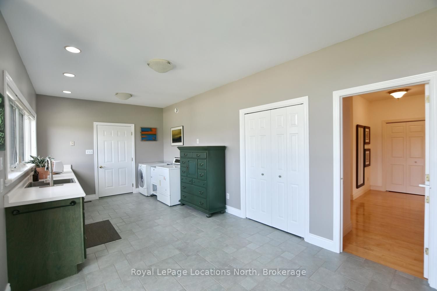 245337 22 Side Road Property Photo 24