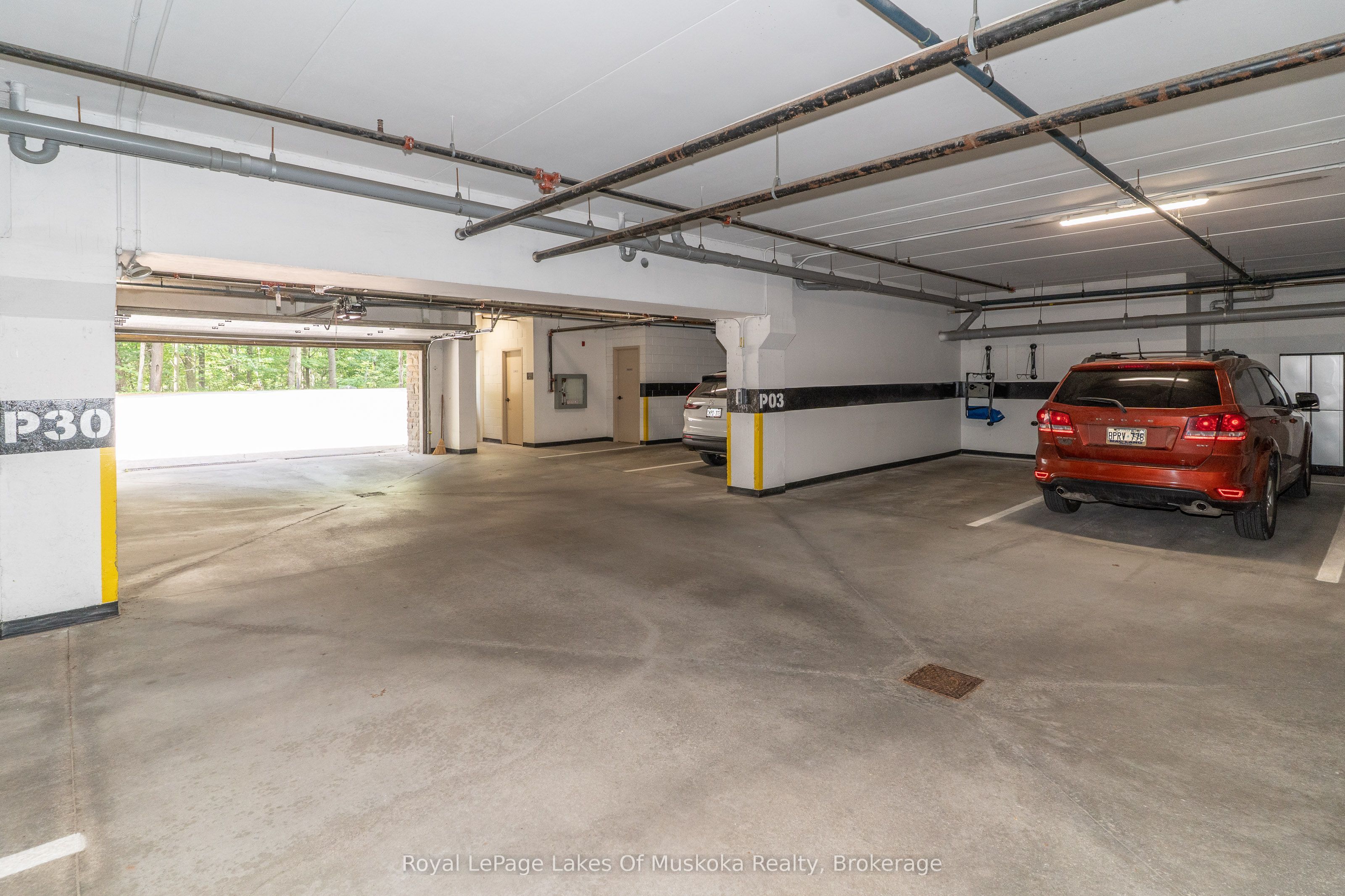 391 James Street W 403 Property Photo 37