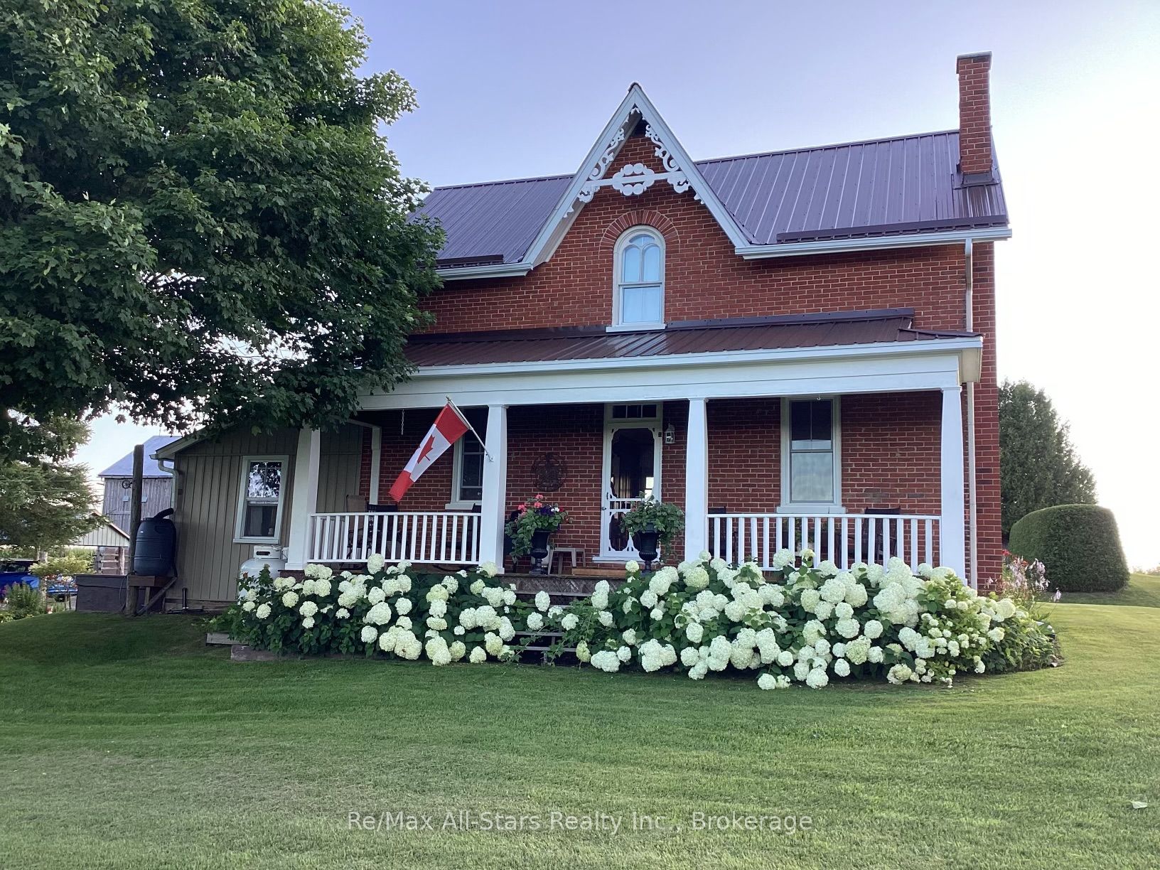 402 Mount Horeb Road Property Photo 1