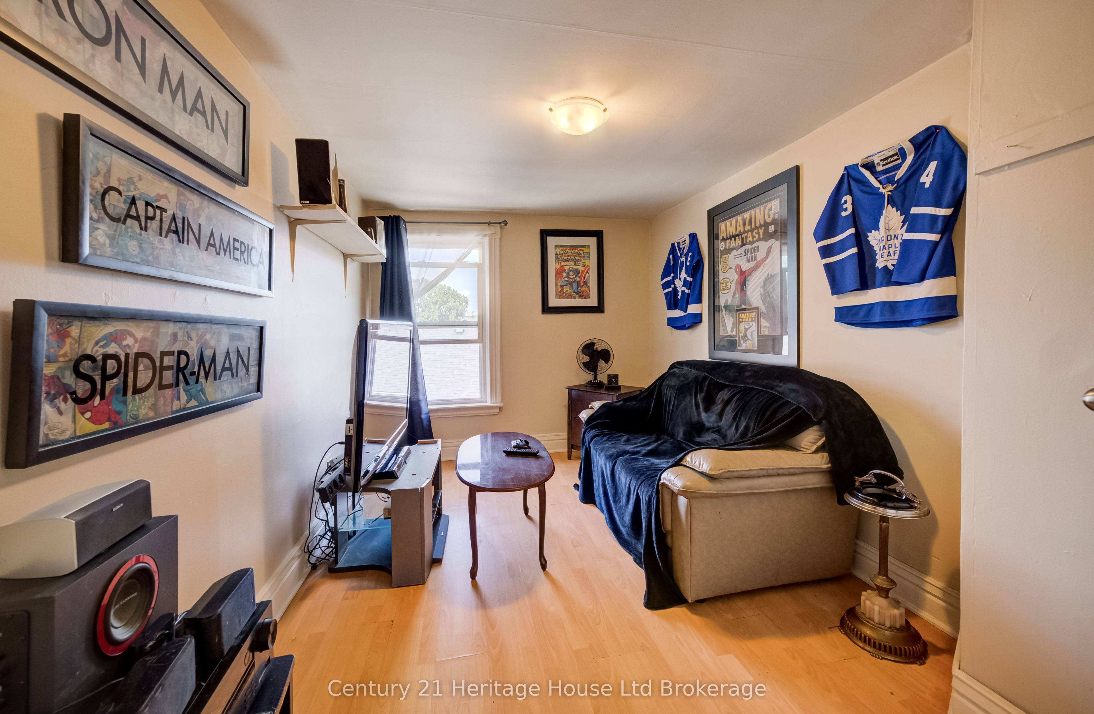 18 William Lane Property Photo 10