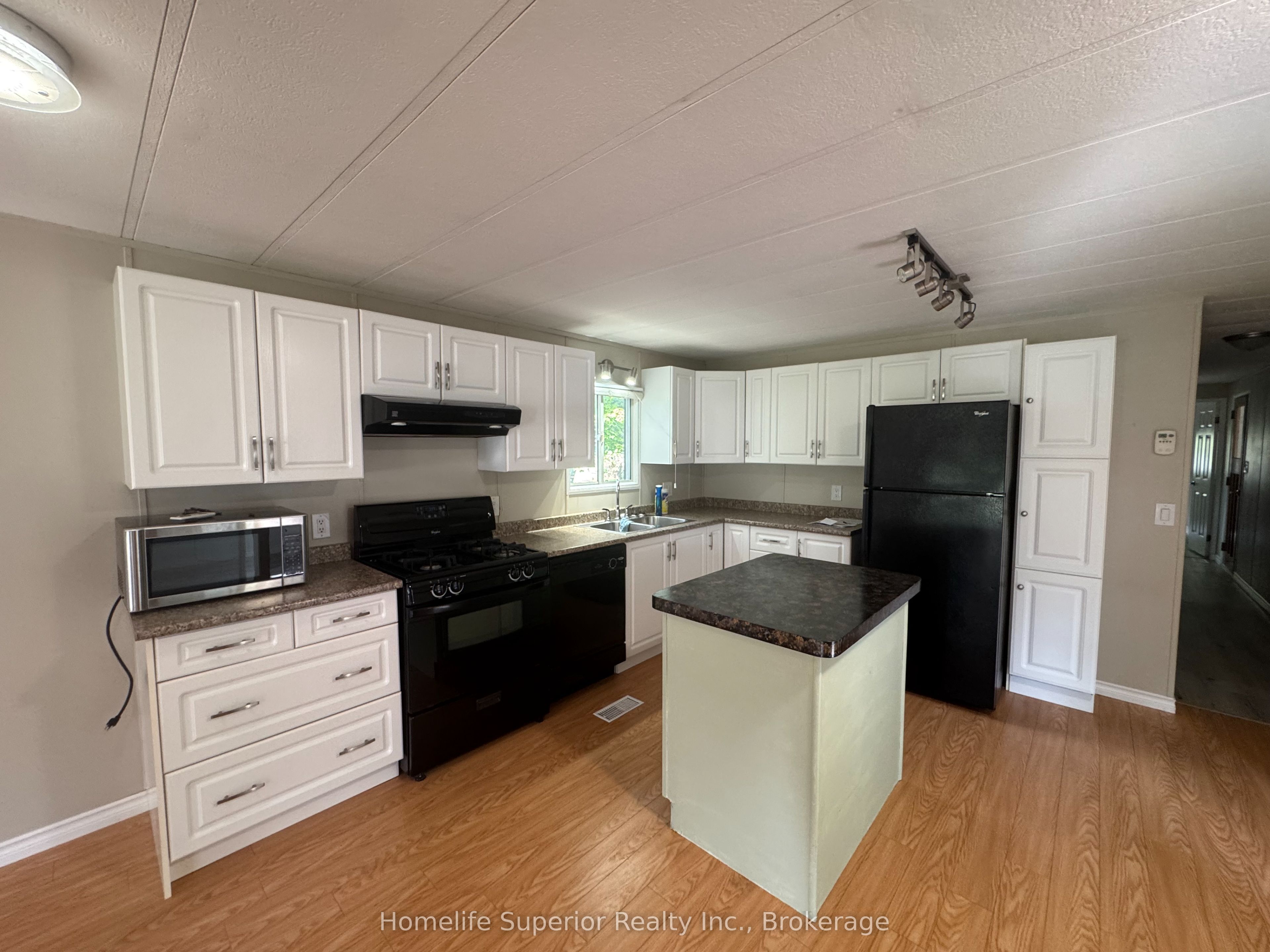 35 Chandos Street Property Photo 8
