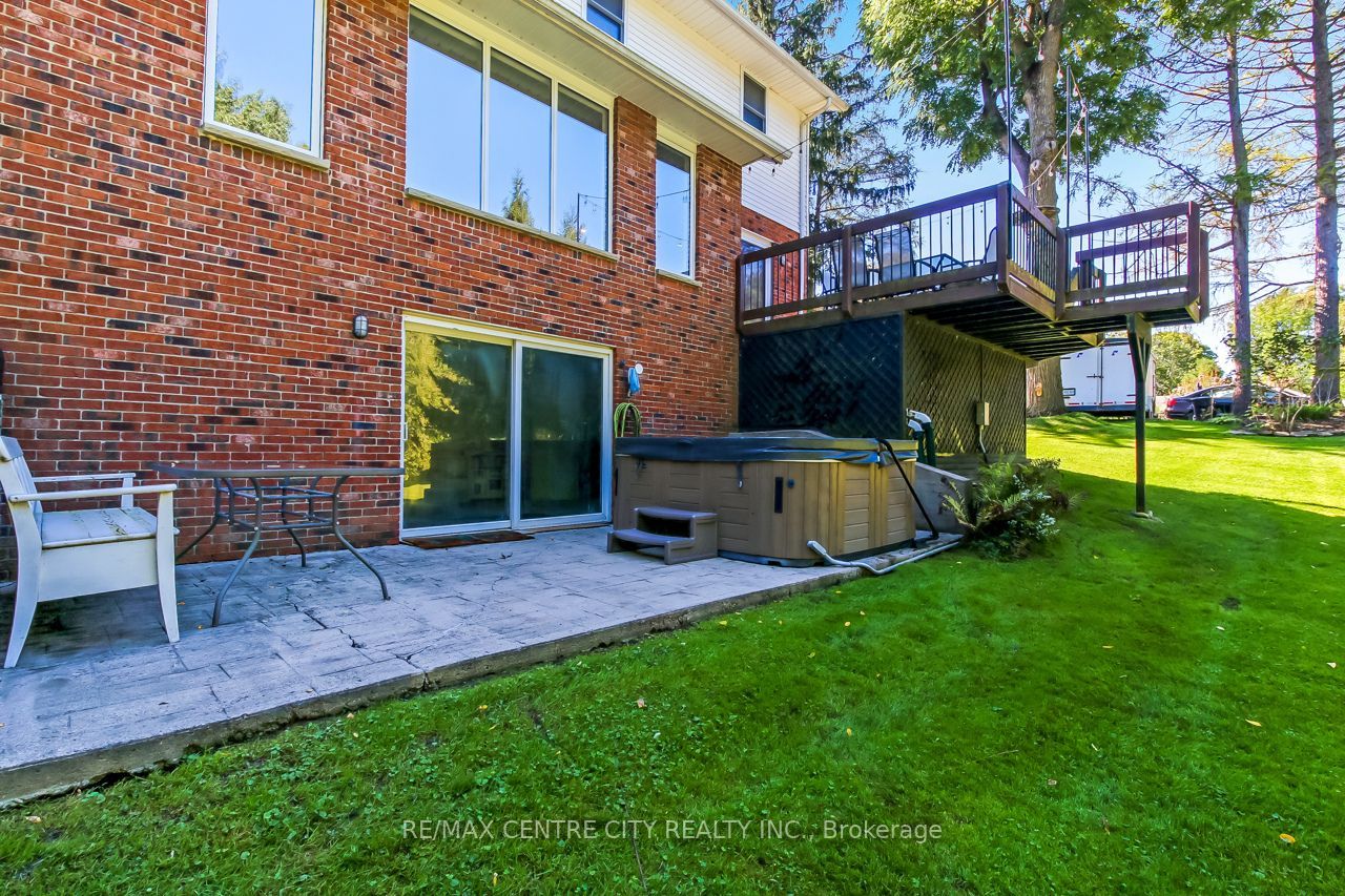 37450 Lake Line Property Photo 35